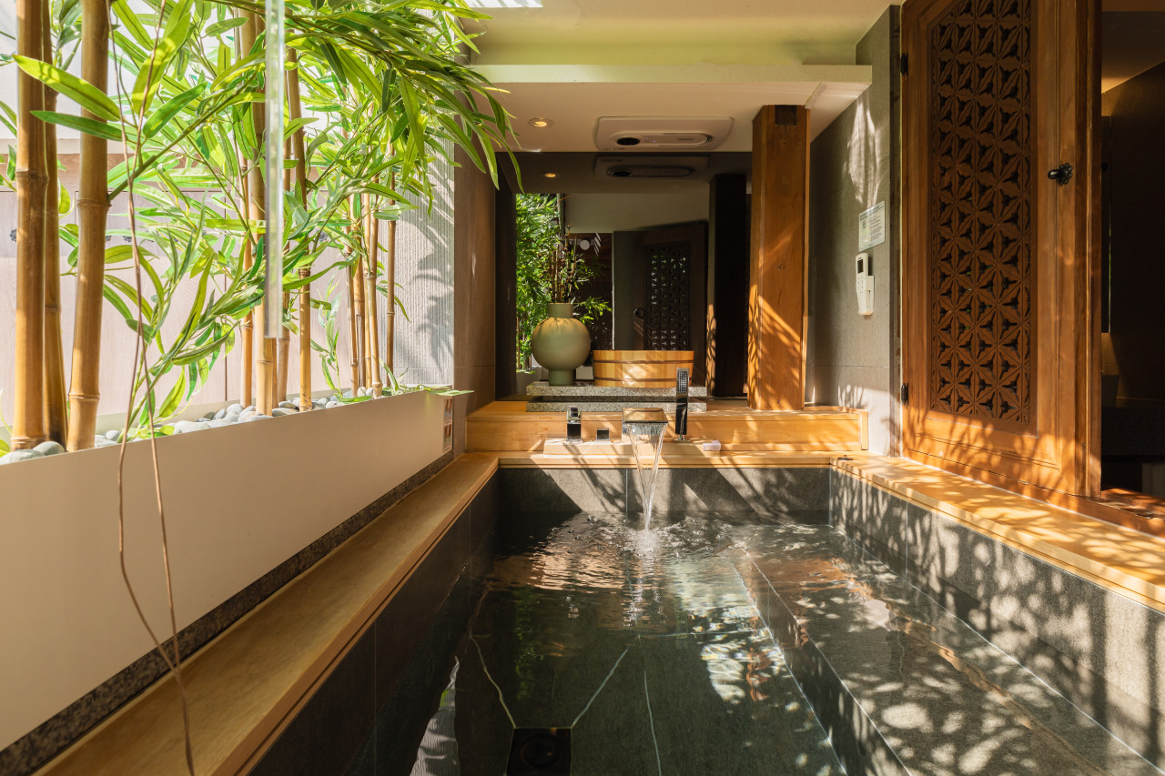 Luxury Hanok with private bathtub - SW09