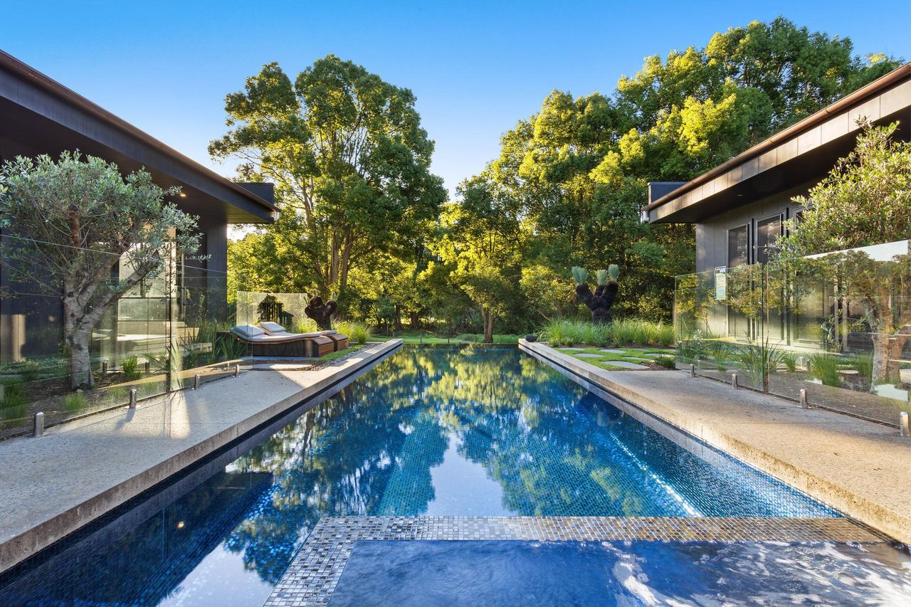 Property Image 1 - Six Bedroom Home Set in Byron Bay Hinterland with Resort Style Pool