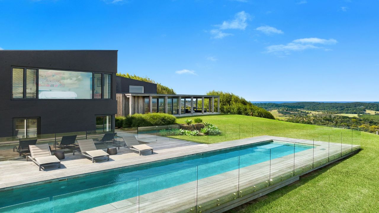 Property Image 1 - Large Home With Tennis Court and Pool with Panoramic Views of Cape Byron