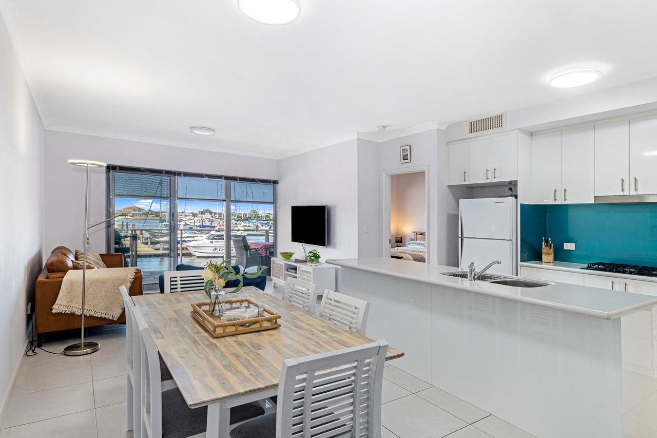 Property Image 1 - Family Holiday Apartment with Stunning Marina Views of Port Geographe
