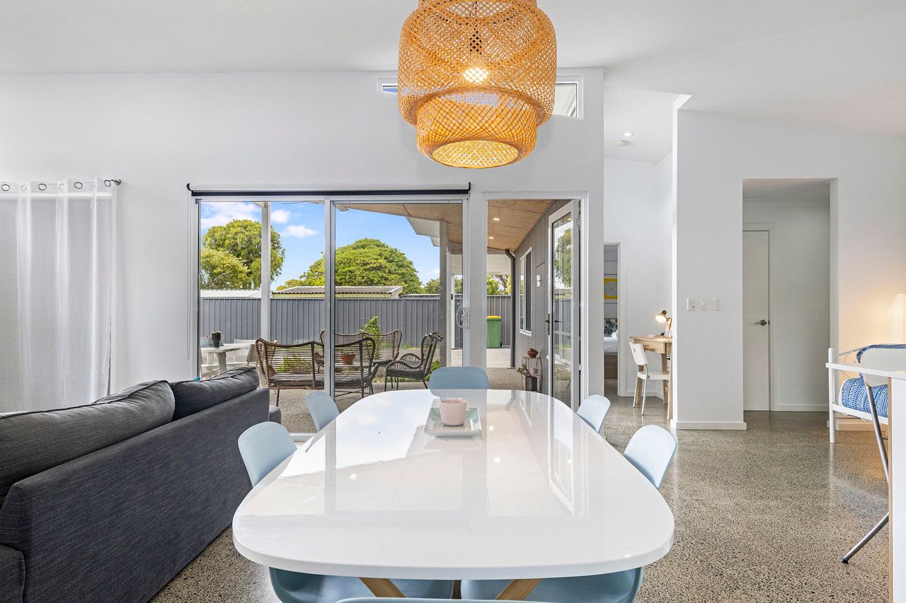 Property Image 2 - Stylish Design and Comfortable Family Holiday Home in Busselton