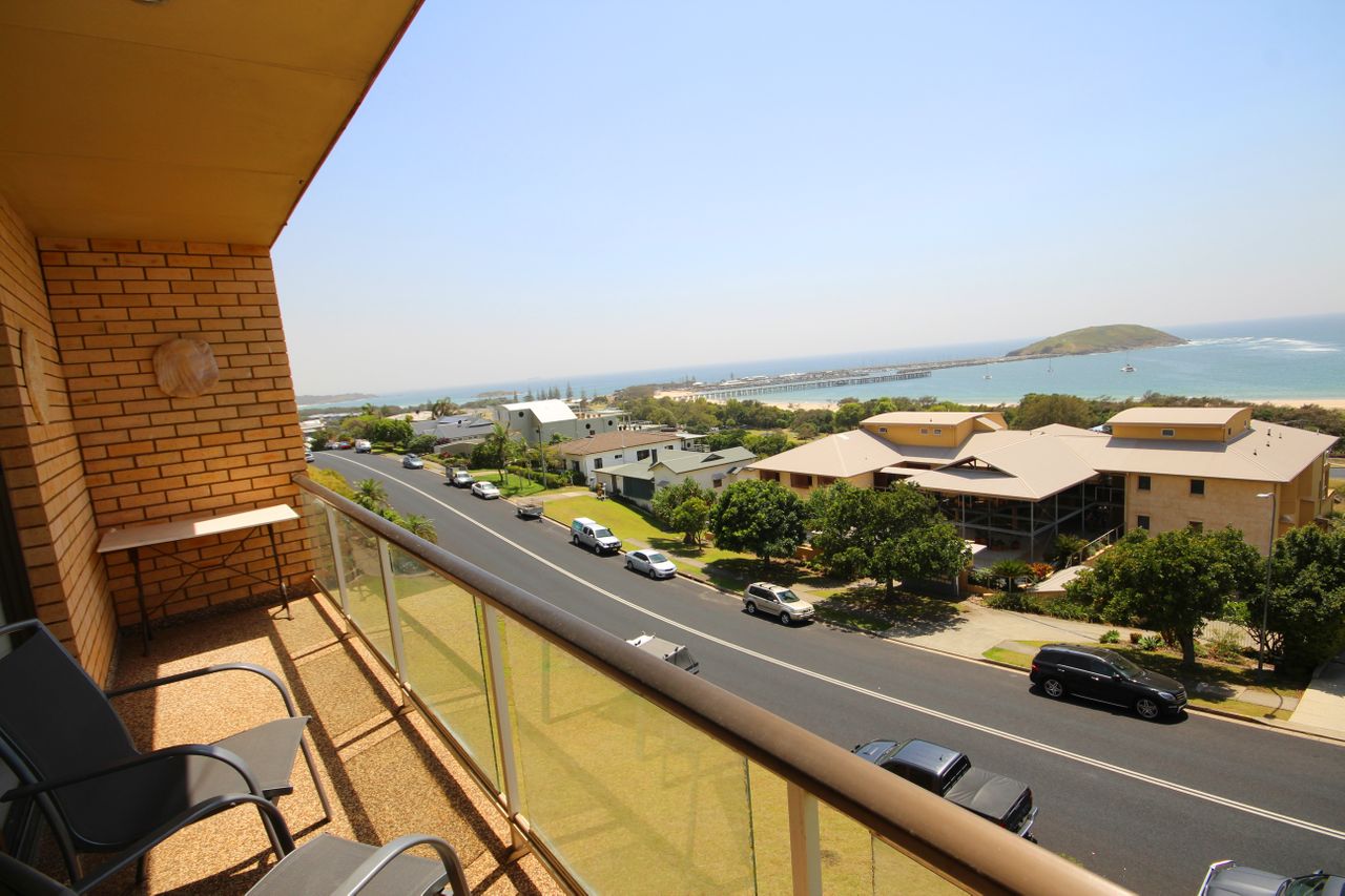 Property Image 1 - Beacon Heights Coffs Jetty