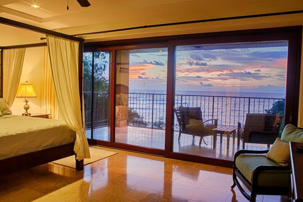 Property Image 2 - Beachfront, Sunset, & Ocean Views with Elevator