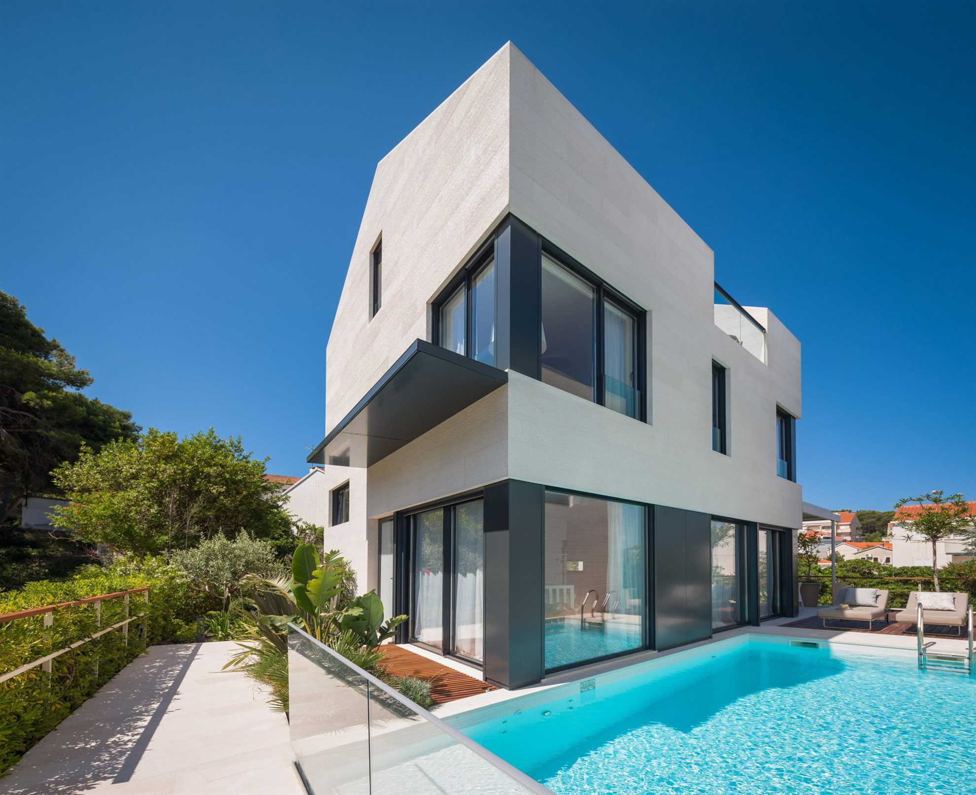 Property Image 1 - Luxurious Seaside Stylish Villa on Brac