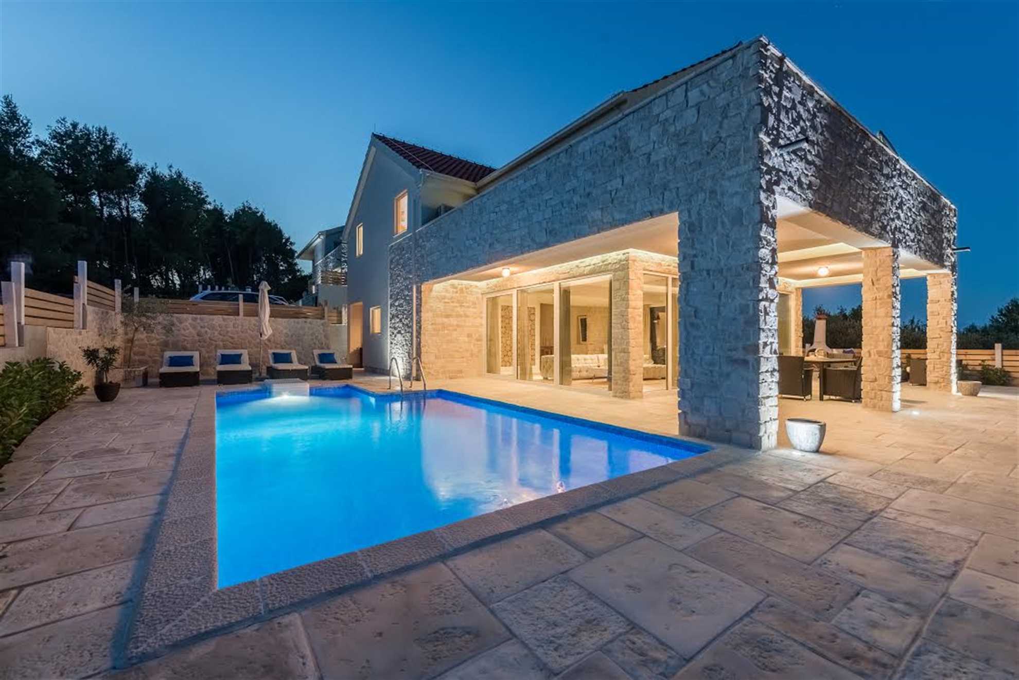 Property Image 1 - Beautiful Modern Villa Overlooking Adriatic Sea