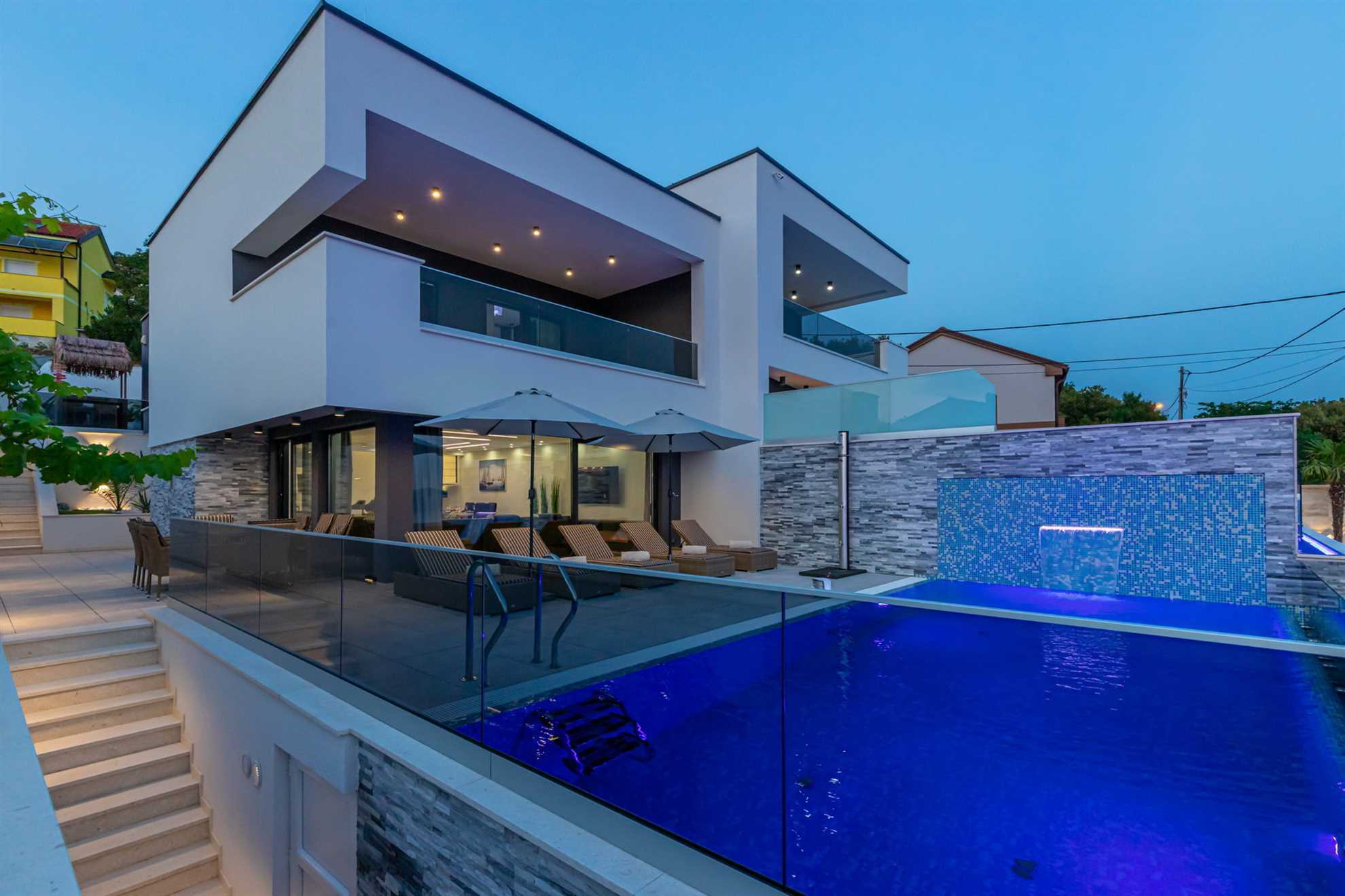 Property Image 1 - Luxury Villa Cesarea with Pool