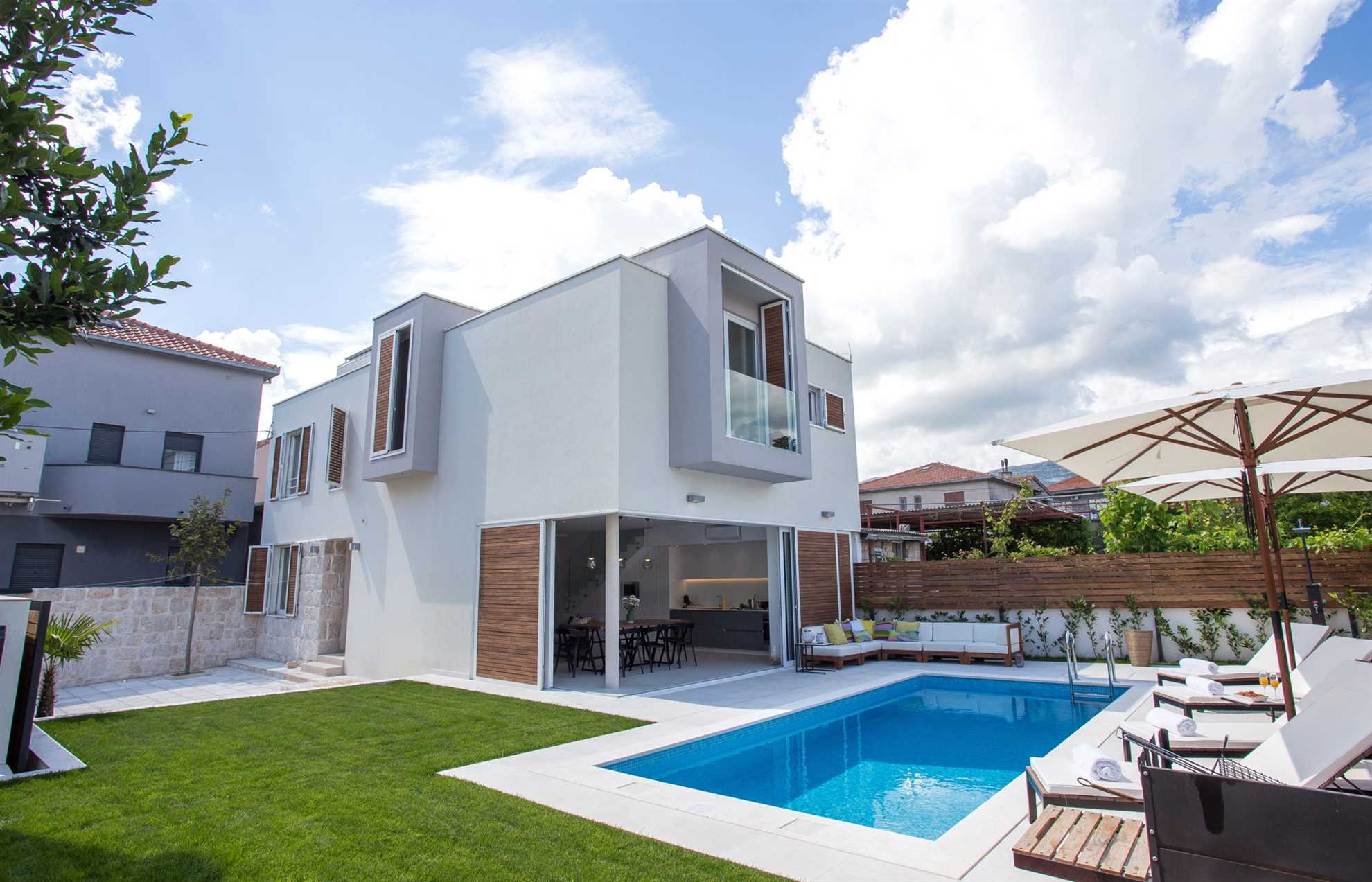 Property Image 2 - Villa La Idea with Heated Pool