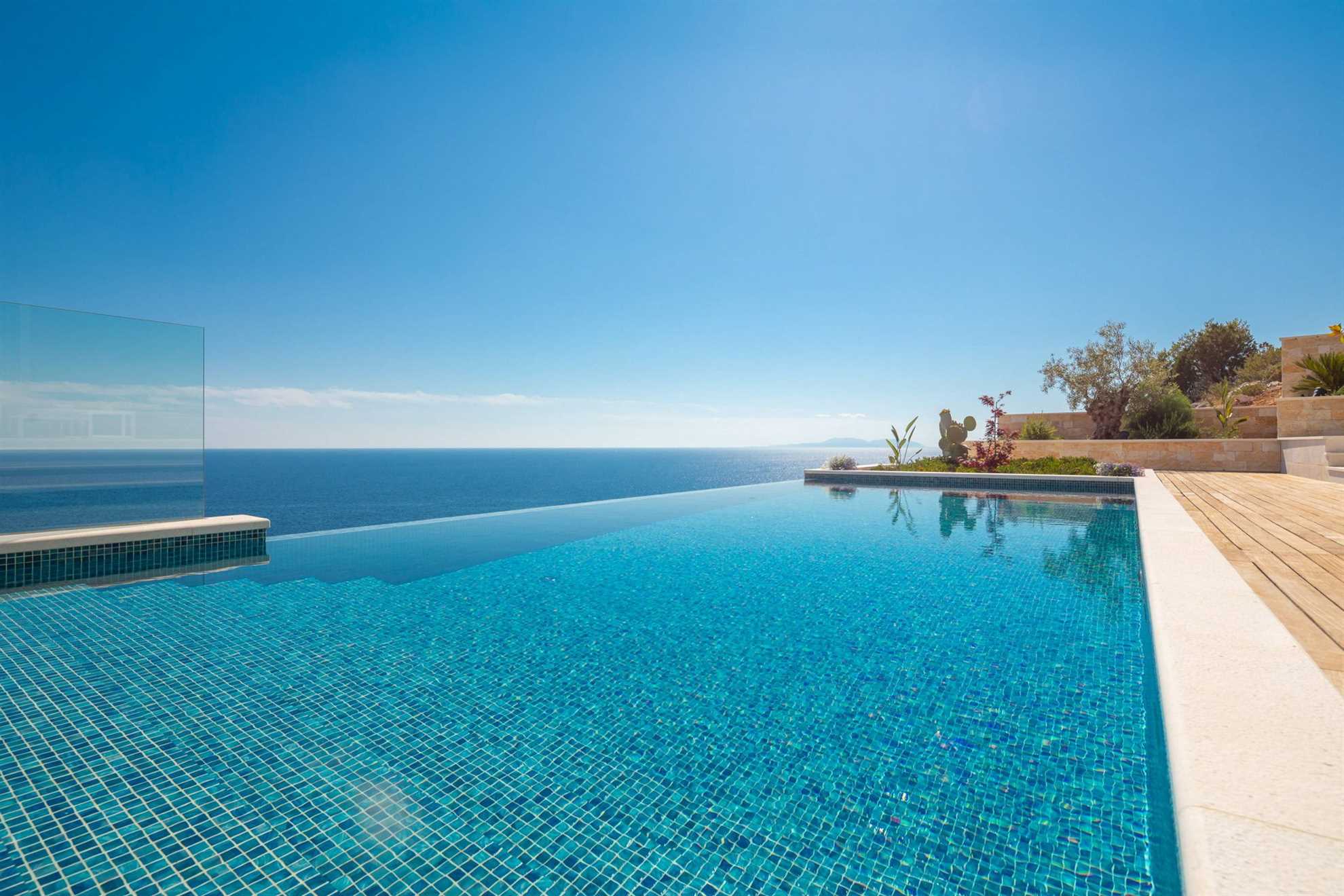 Property Image 2 - Luxury Villa Pharia Grande with Pool