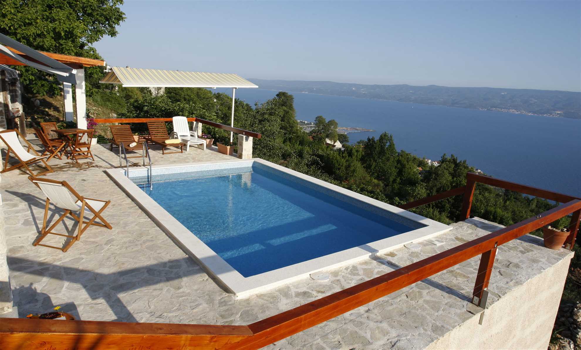 Property Image 1 - Relaxing Quiet Home with Pool and Terrace