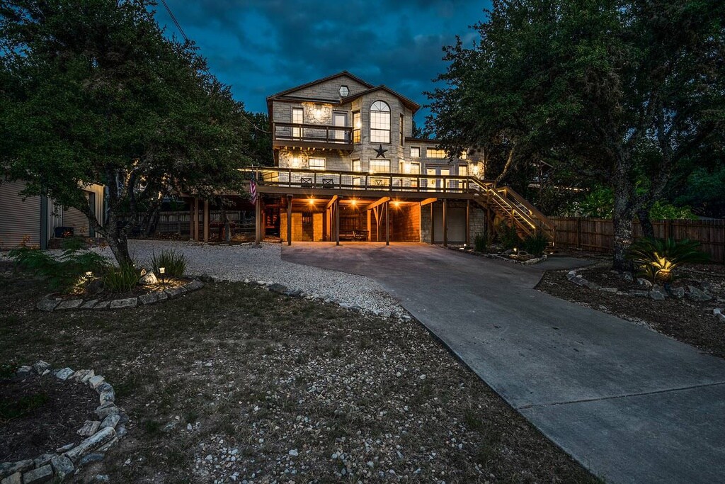Under new ownership!! Beautiful 4/3 home in a residential area of Canyon Lake! Newly remodeled multi level home with fabulous deck space and lake views!! Enjoy sunrise and sunsets from this gorgeous home!!