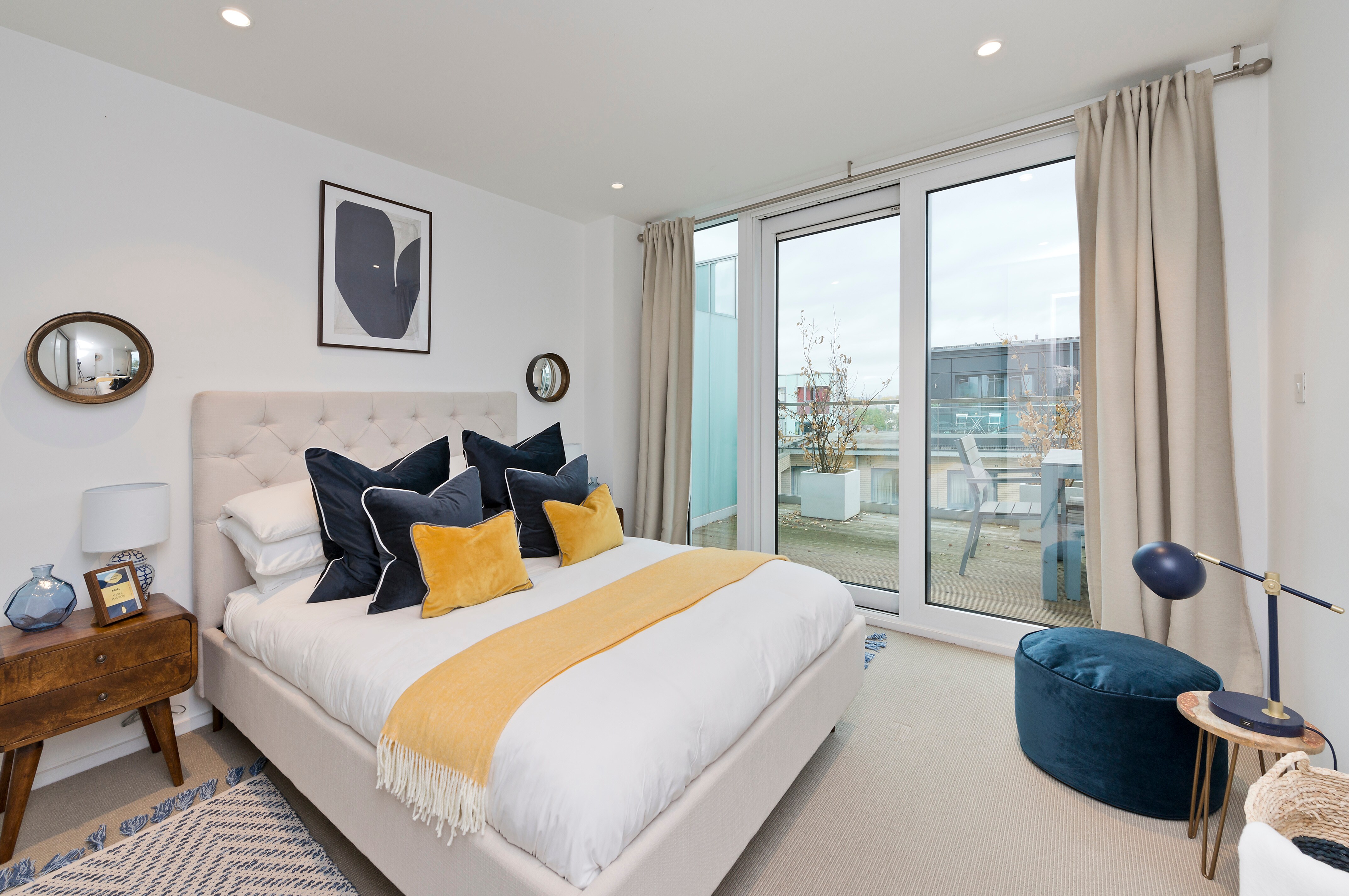 Property Image 1 - Luxury flat with private terrace in central Wandsworth by UnderTheDoormat