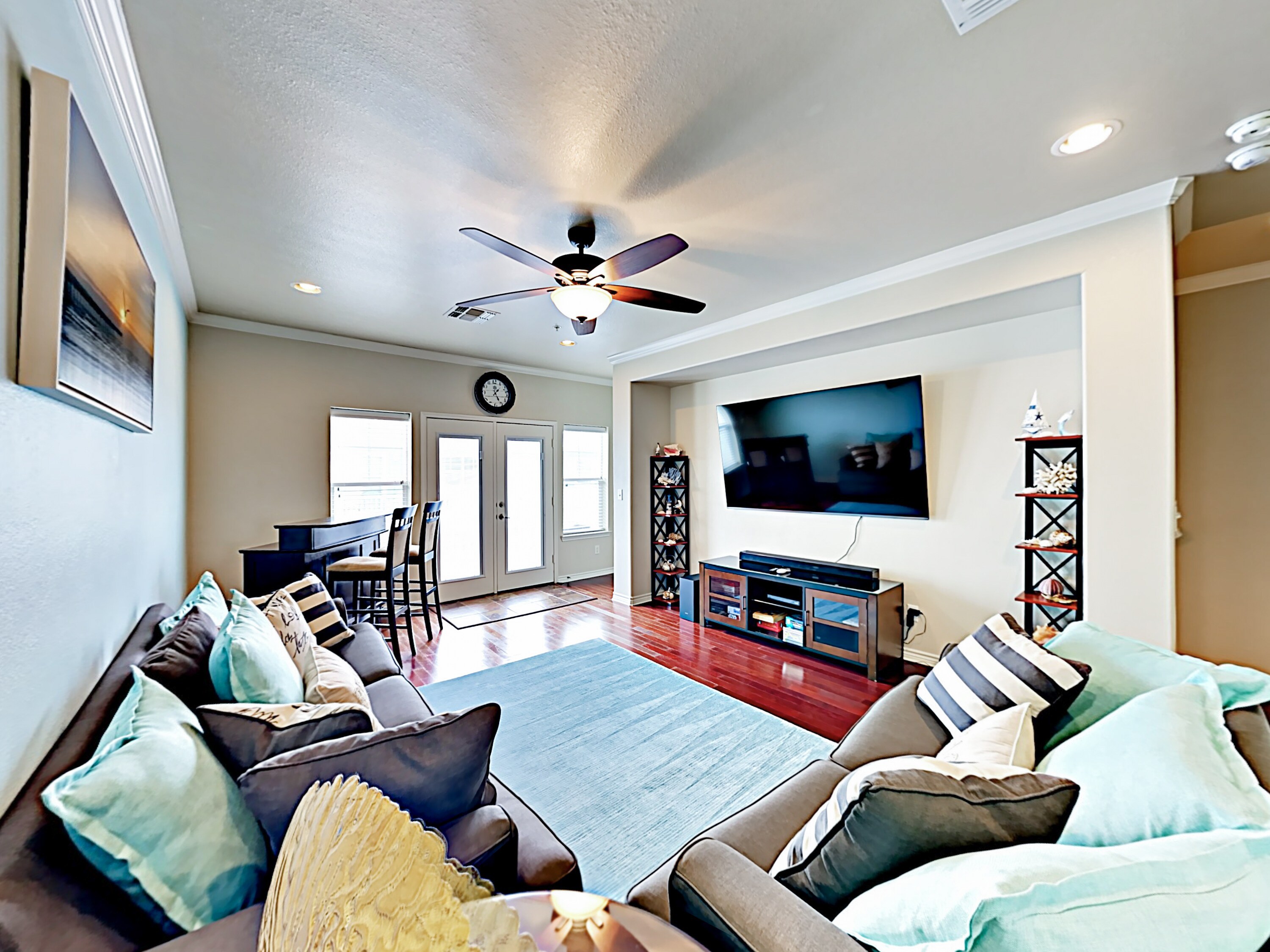 Welcome to Port Aransas! This condo is professionally managed by TurnKey Vacation Rentals.