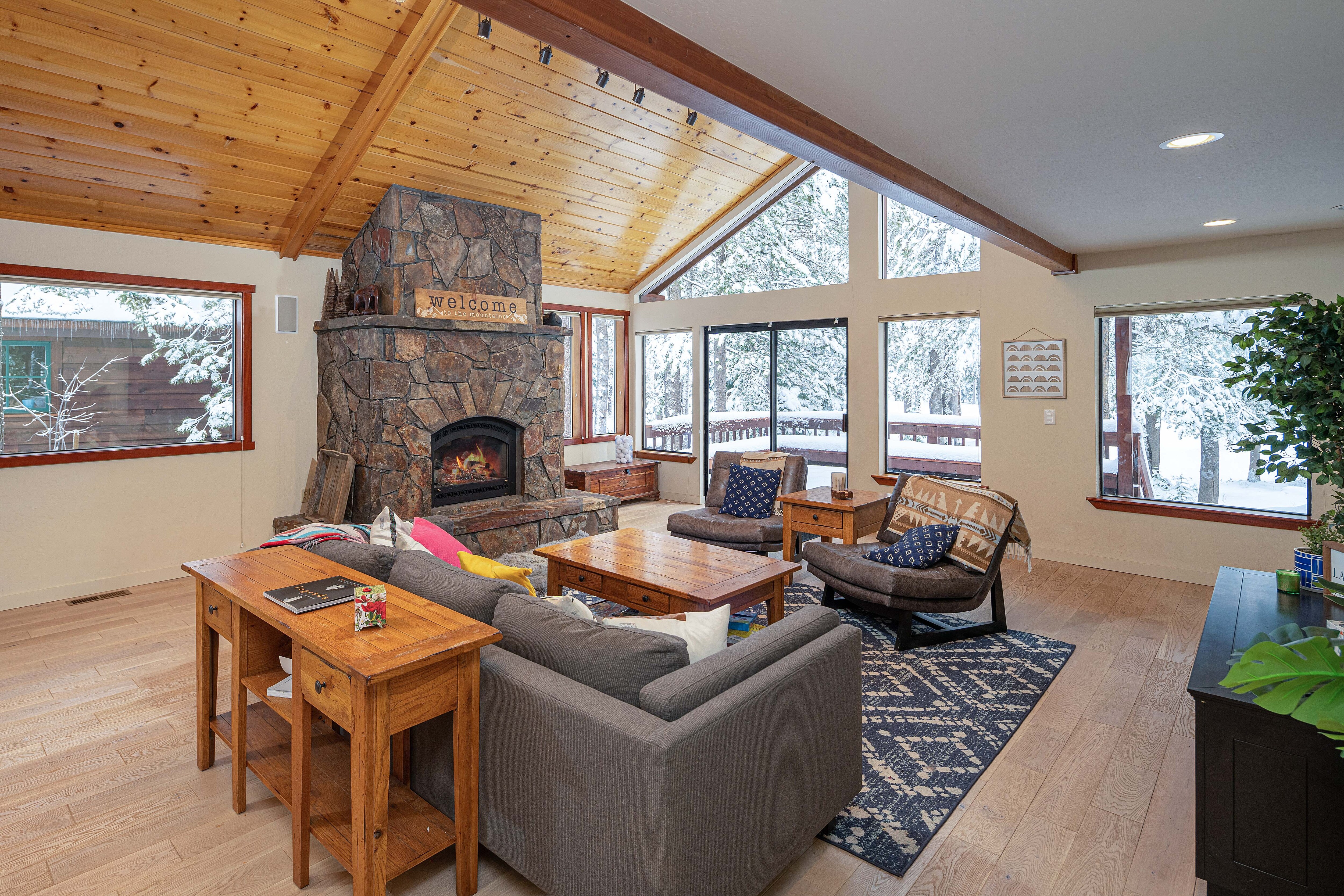 Property Image 1 - Luxe Lodge on the Tahoe Donner Golf Course