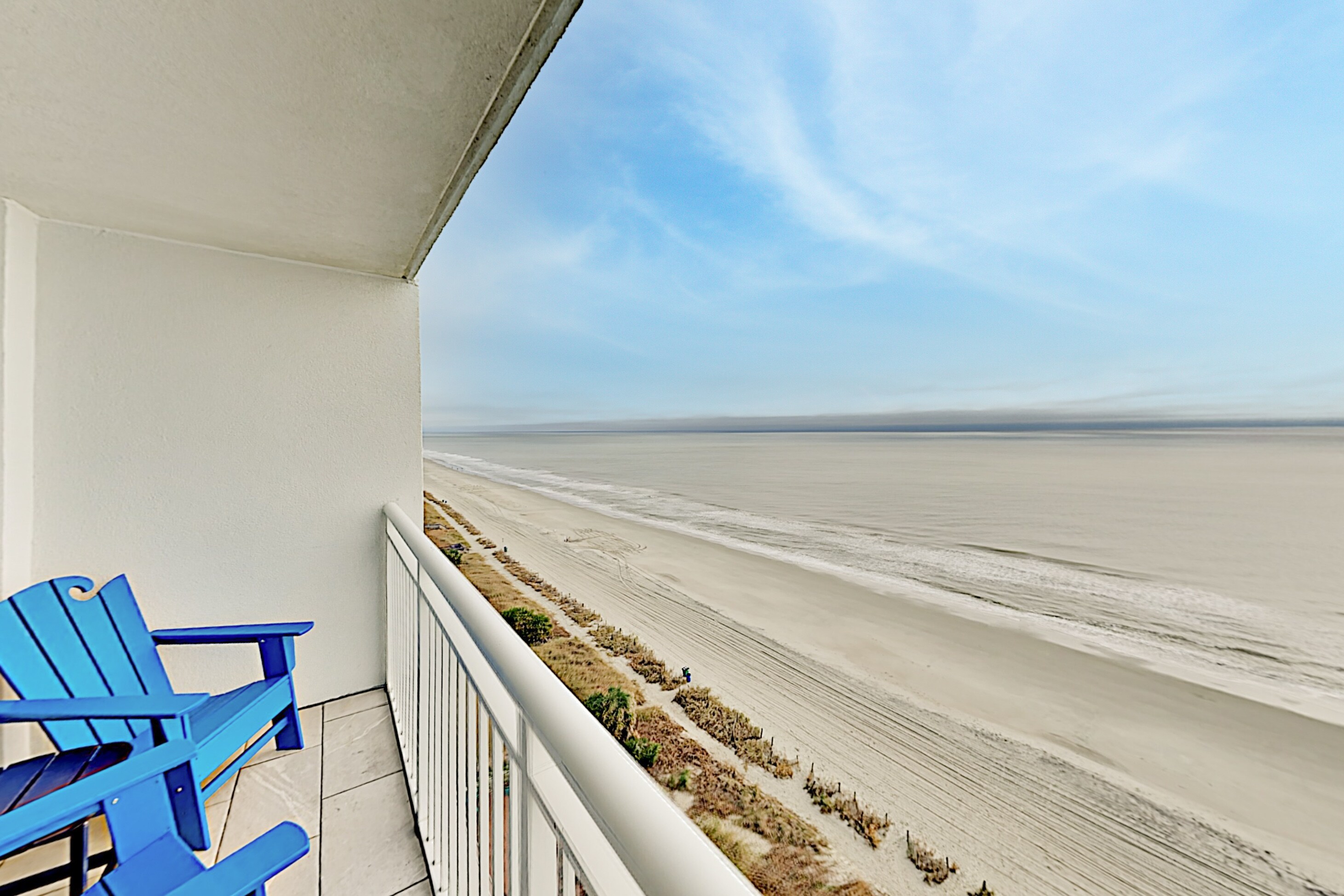 Property Image 2 - Paradise Resort Condo | Oceanfront Pool & Balcony