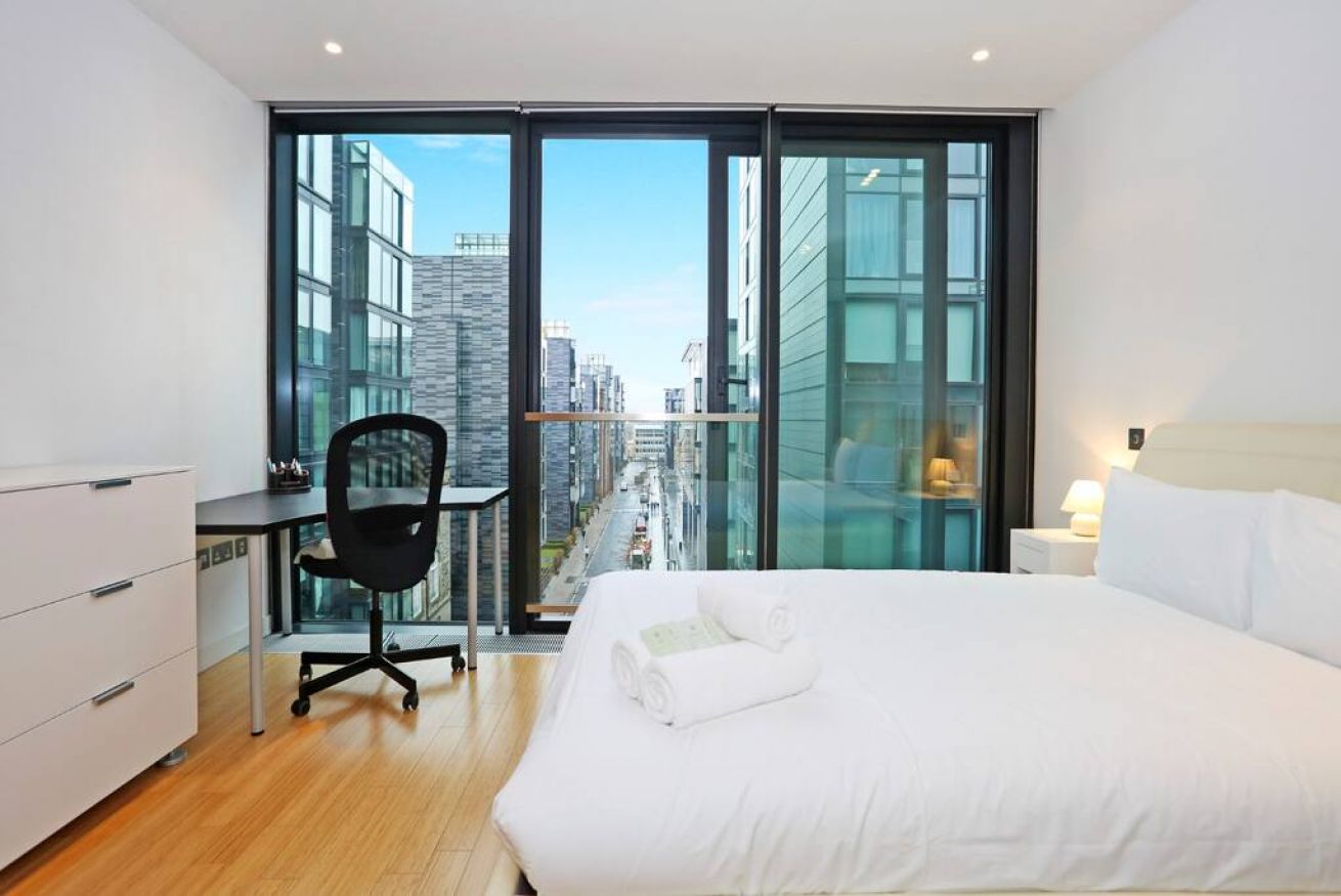 Property Image 2 - Modern 2BR Apt w/free parking in the iconic Quartermile