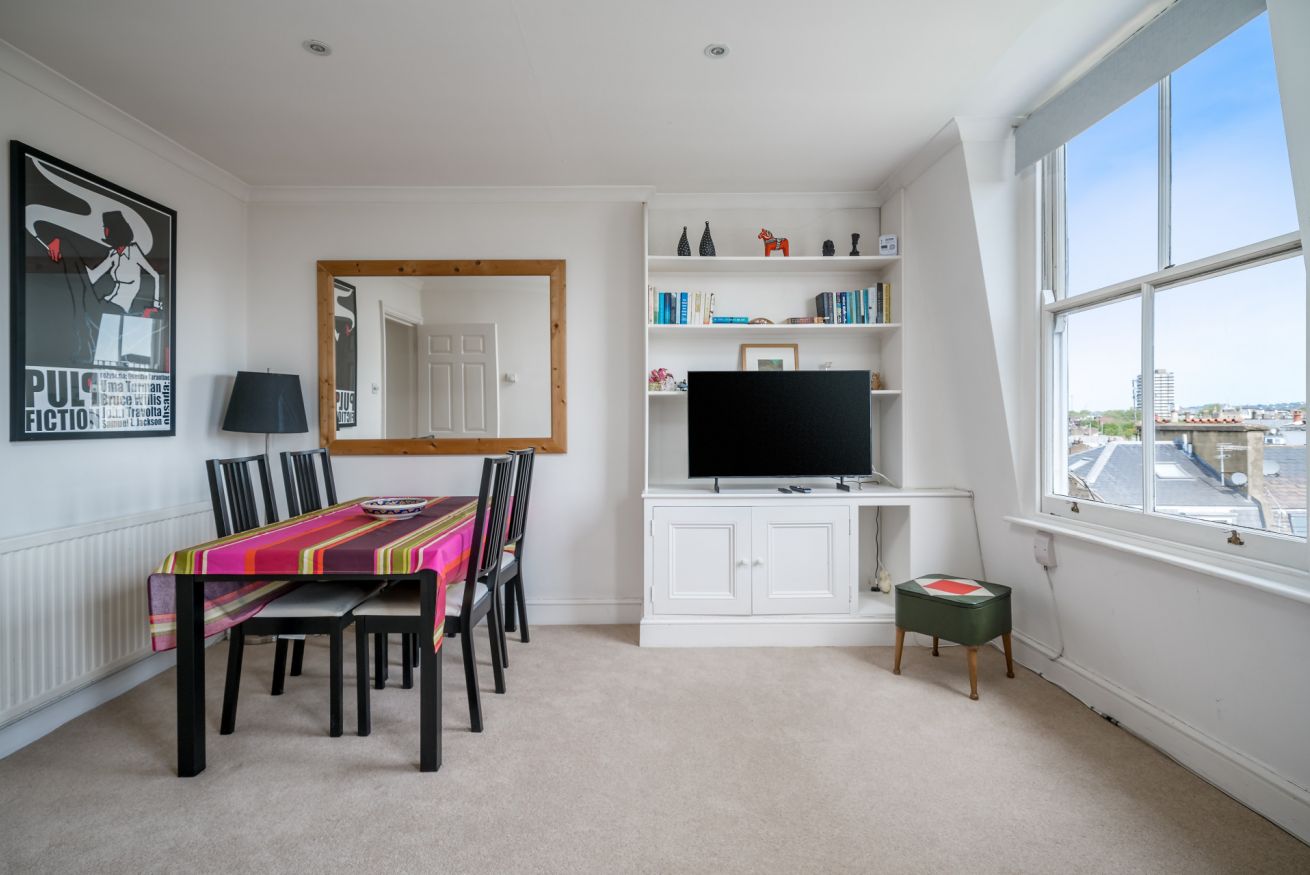 Property Image 2 -  Chic and Cosy 1-bed flat in quirky Notting Hill