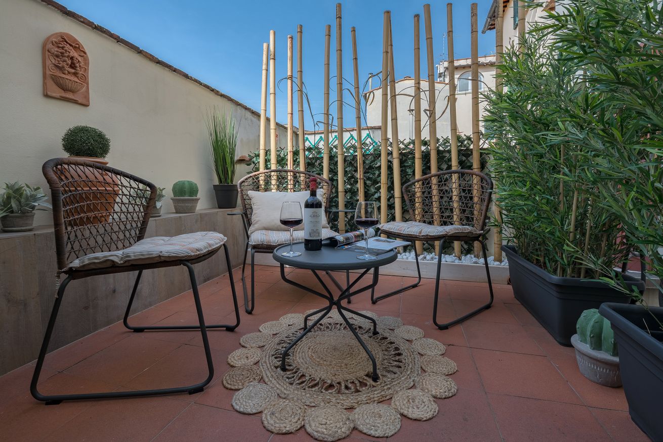 Property Image 2 - Stylish Luxury Apartment Near Duomo with Balcony