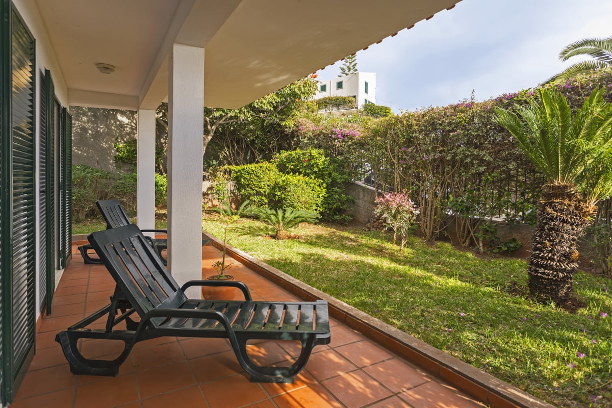 Property Image 2 - Serene Sea View Apartment with Private Garden in Garajau