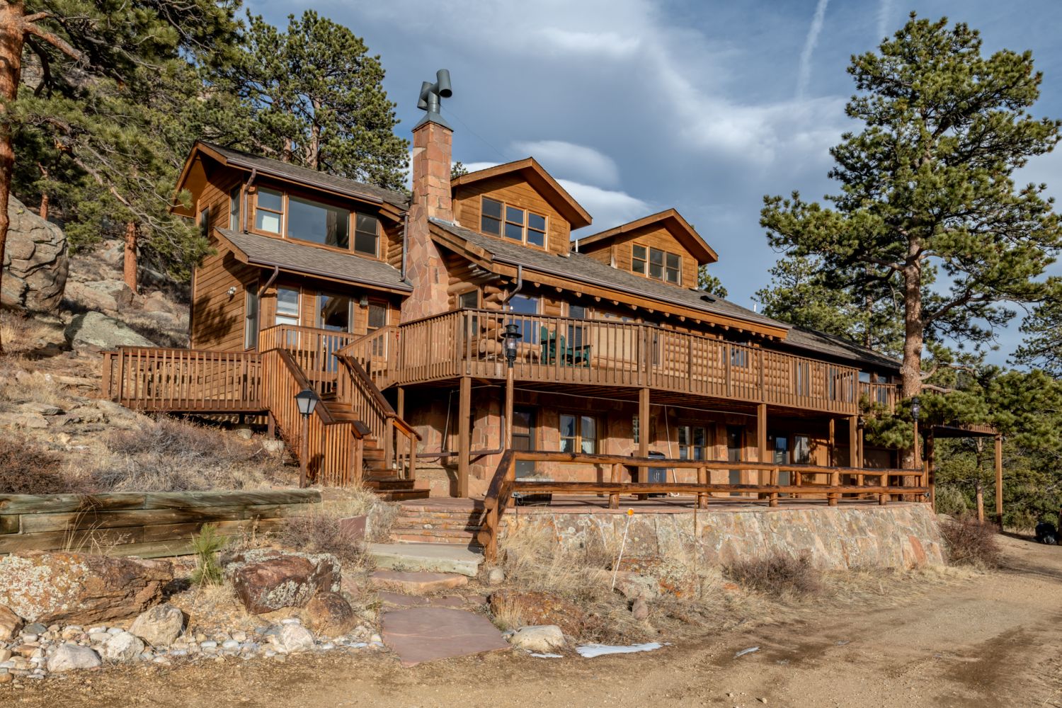 Bishop's Retreat - The expansive log exterior of Bishop's Retreat beckons you into the ultimate Rocky Mountain getaway home.