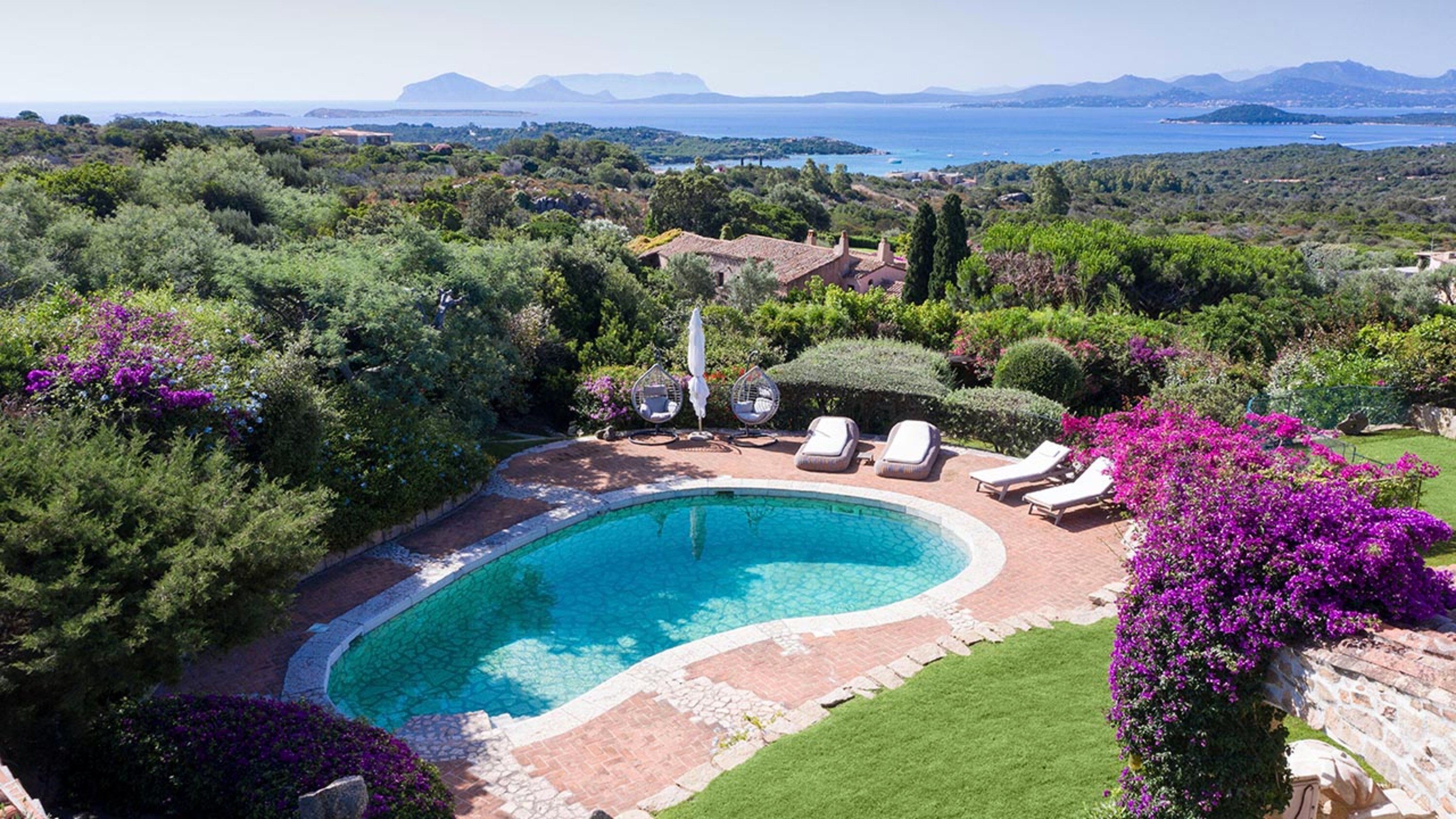 Property Image 1 - Luxury Villa at Pevero Golf – Costa Smeralda.