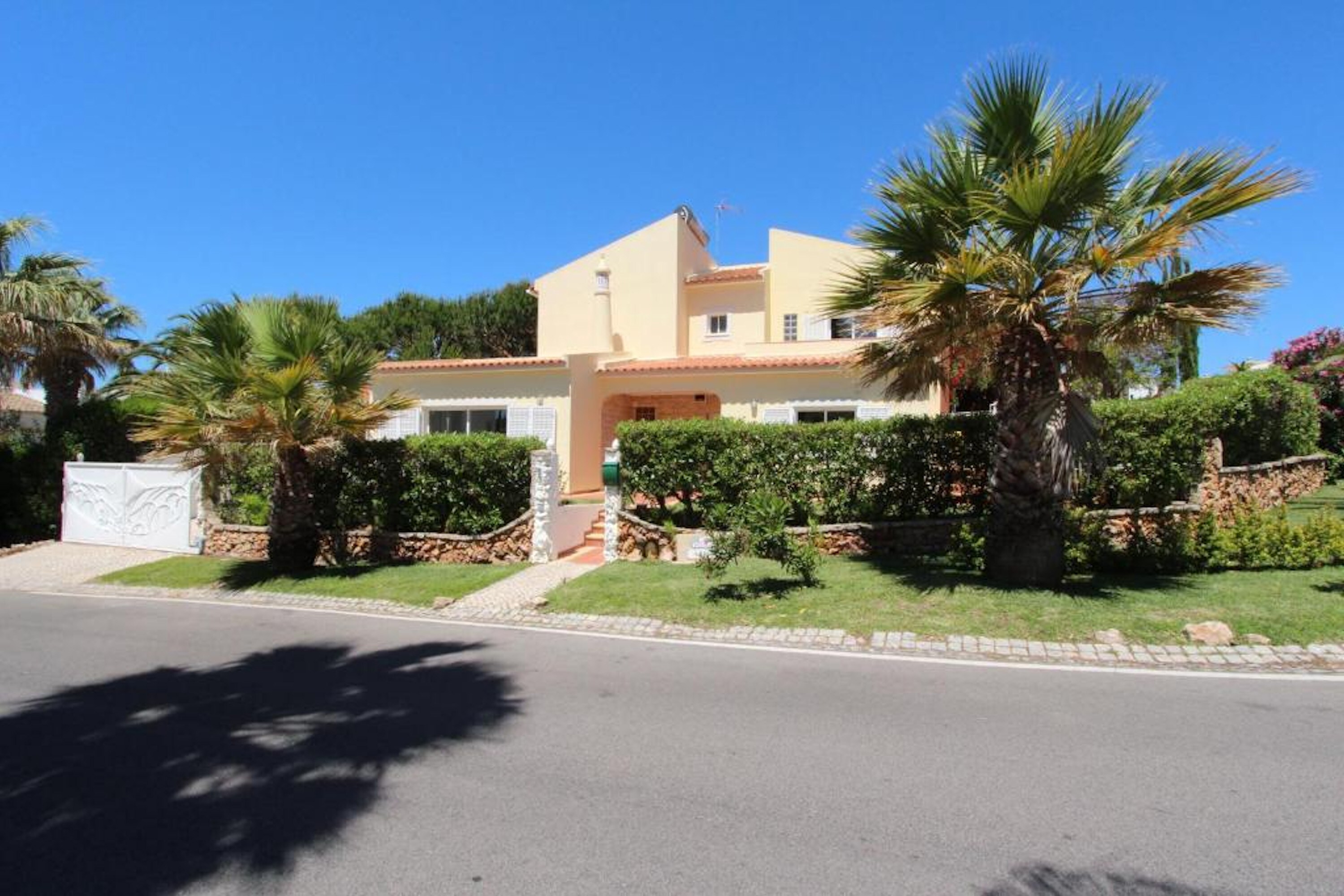 Property Image 2 - Villa Maelou | Vilamoura | Algarve