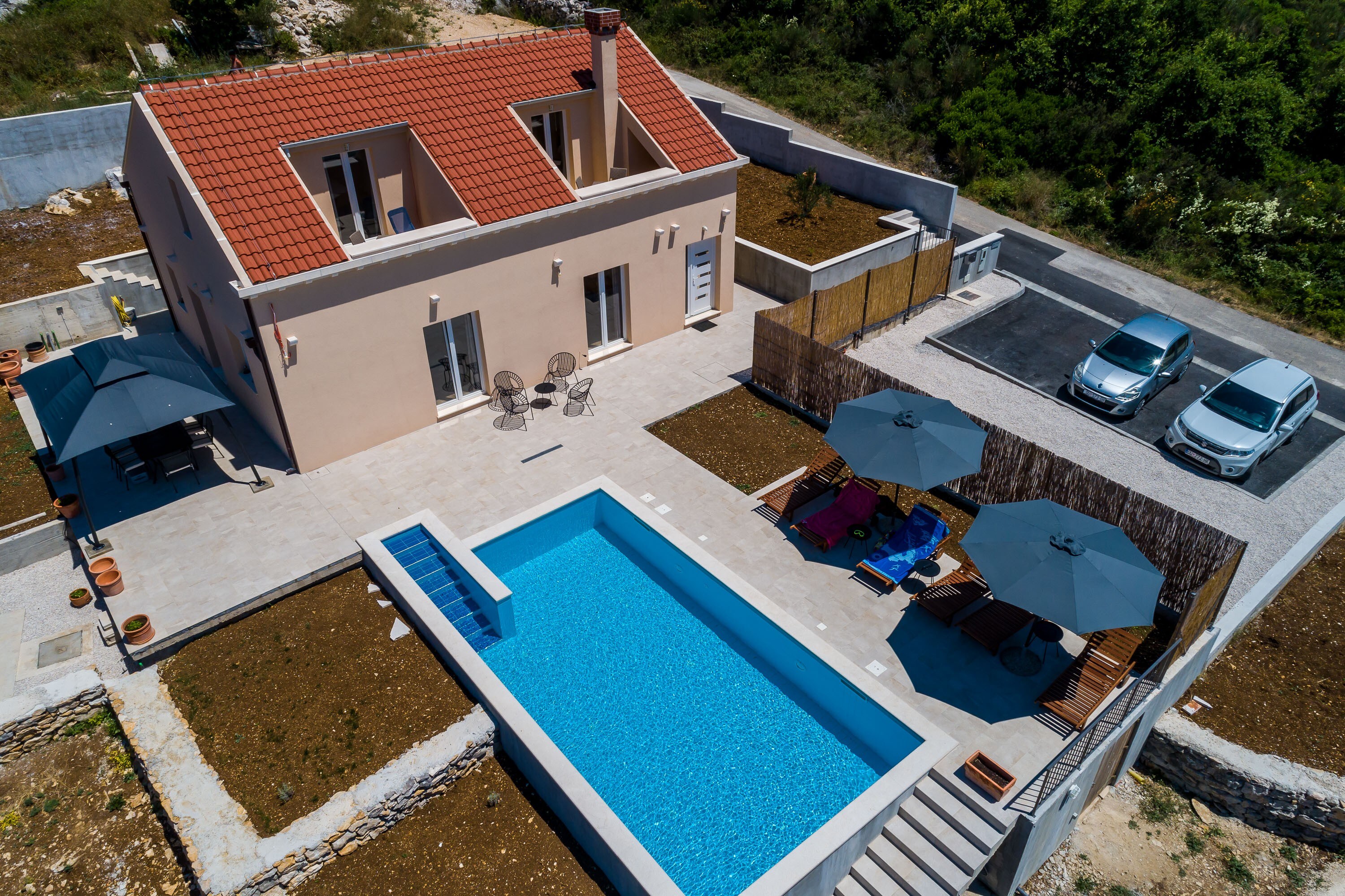 Property Image 1 - Wonderful Modern Villa with Pool and Amazing Views