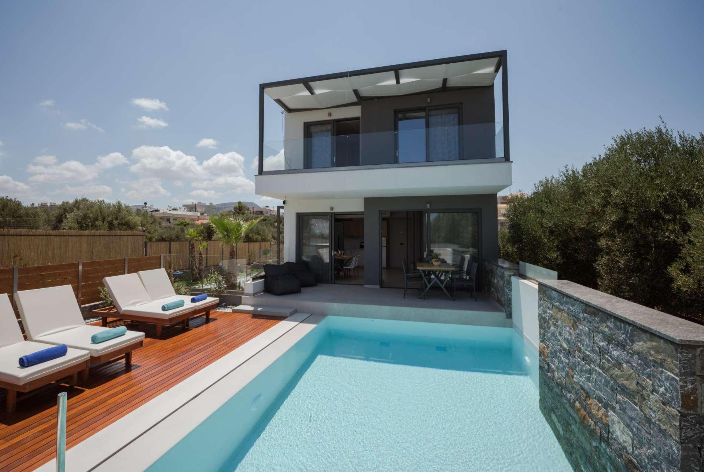 Property Image 1 - 2 bed modern villa with pool.