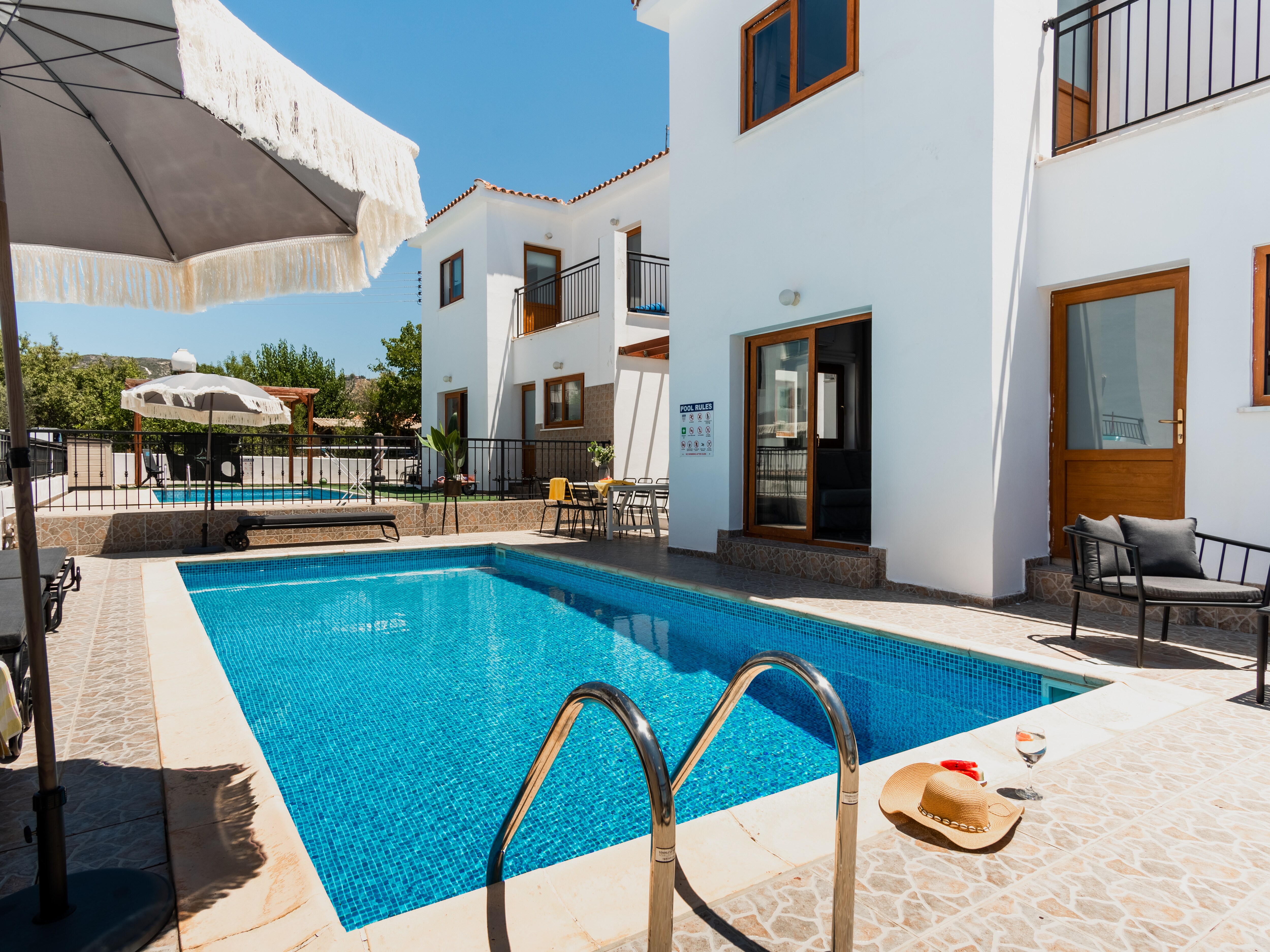 Property Image 1 - Sanders White Mountains - Perfect  Villa with Pool