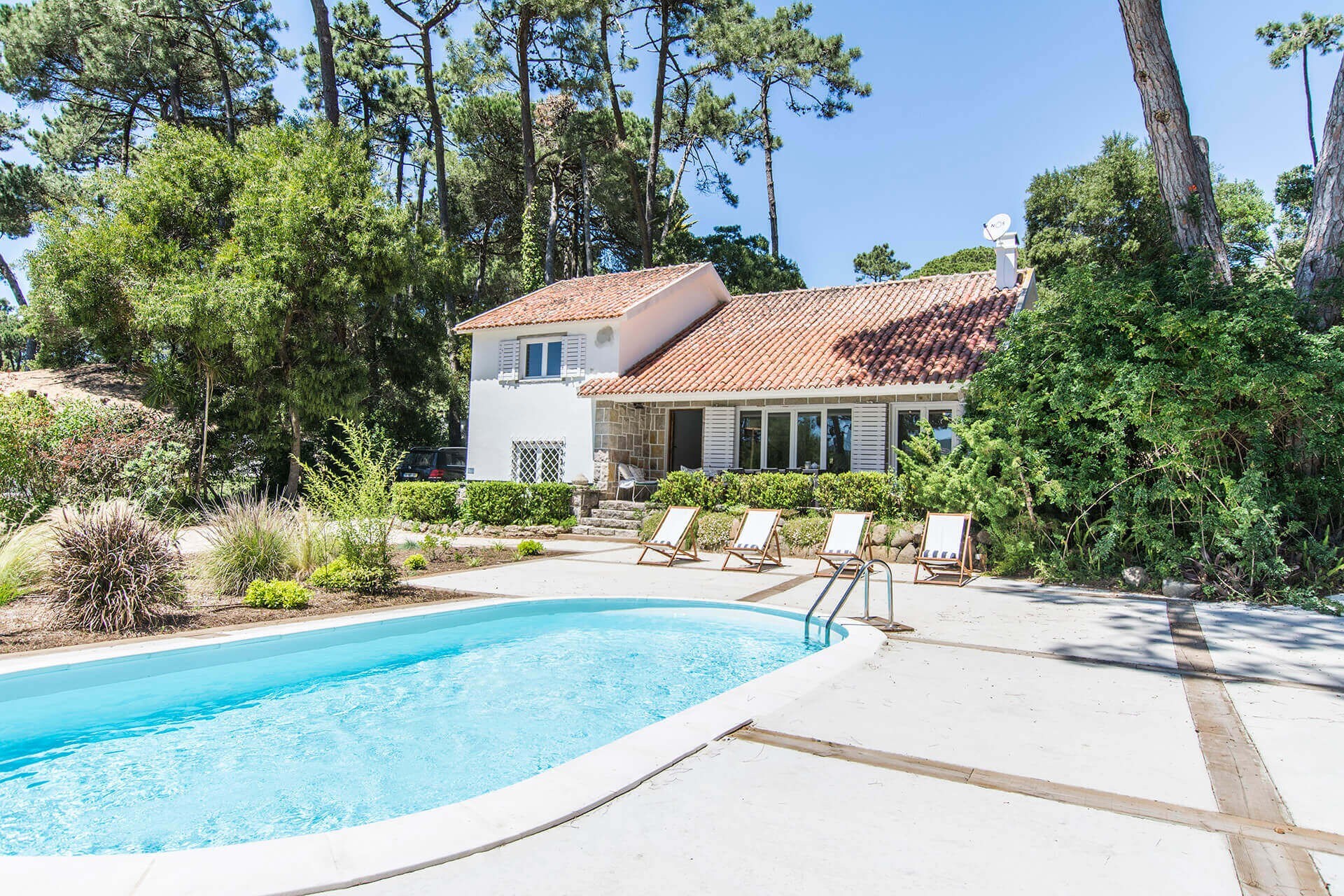 Property Image 1 - Villa Blanche | Colares | Portugal