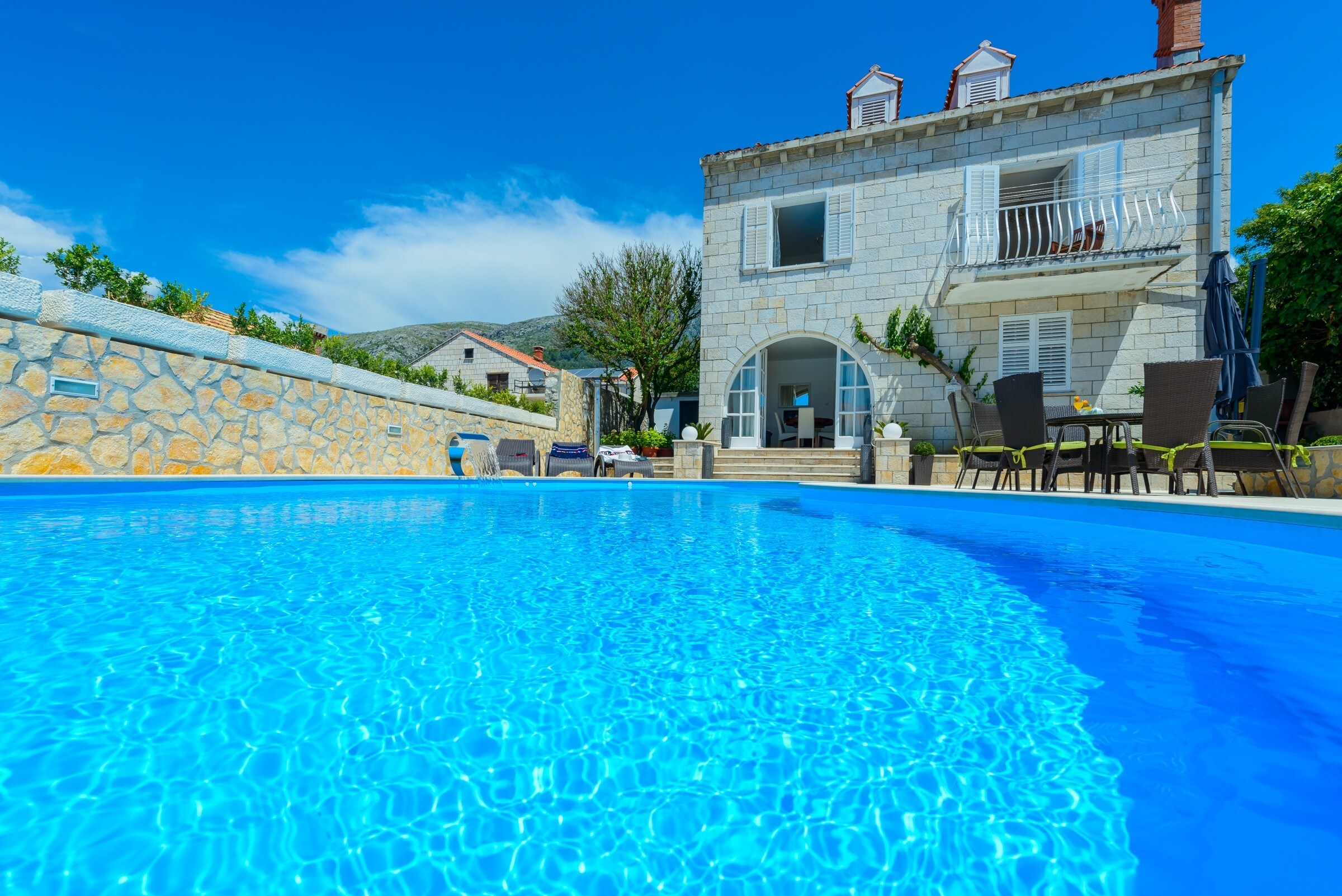 Property Image 1 - Villa Ida - Five-Bedroom Villa with Swimming Pool and Sea View