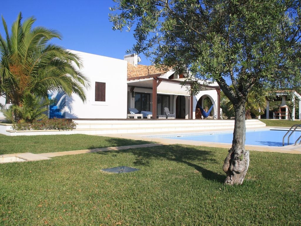 Property Image 2 - Villa Oase Azul