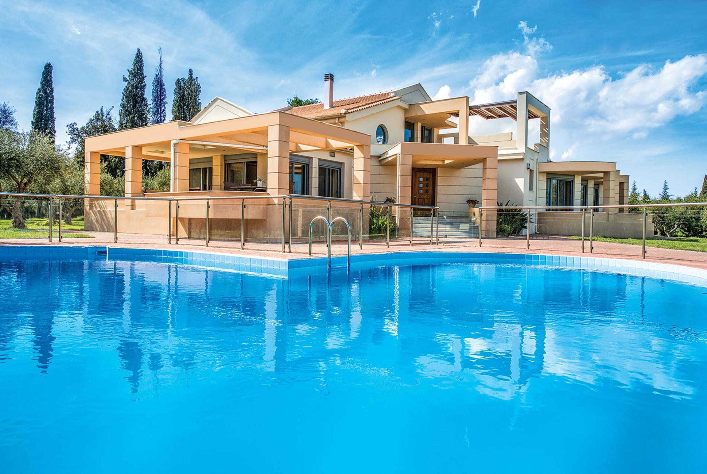 Property Image 1 - Luxury villa w/ heart-shaped pool & tennis court