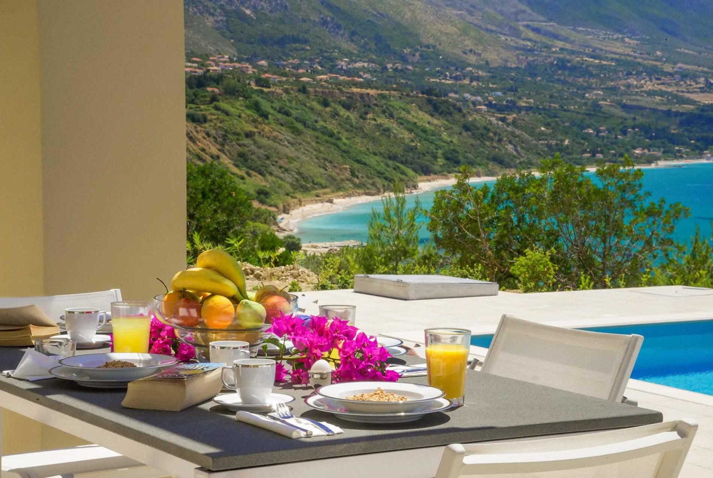 Property Image 2 - Lux Villa Great sea views, close to beach & resort