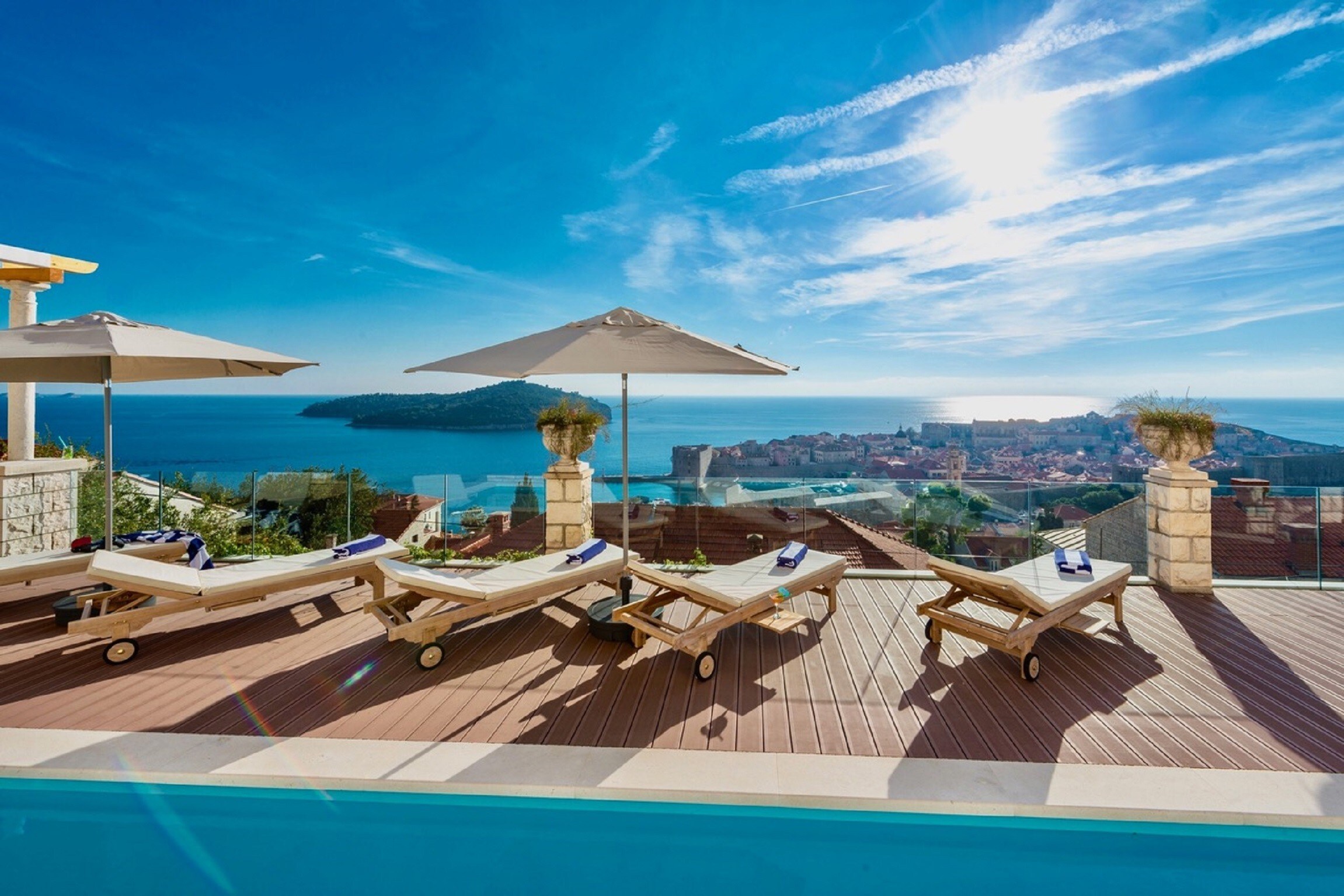 Property Image 2 - Villa Vega - Three Bedroom Villa with Swimming Pool and Sea View