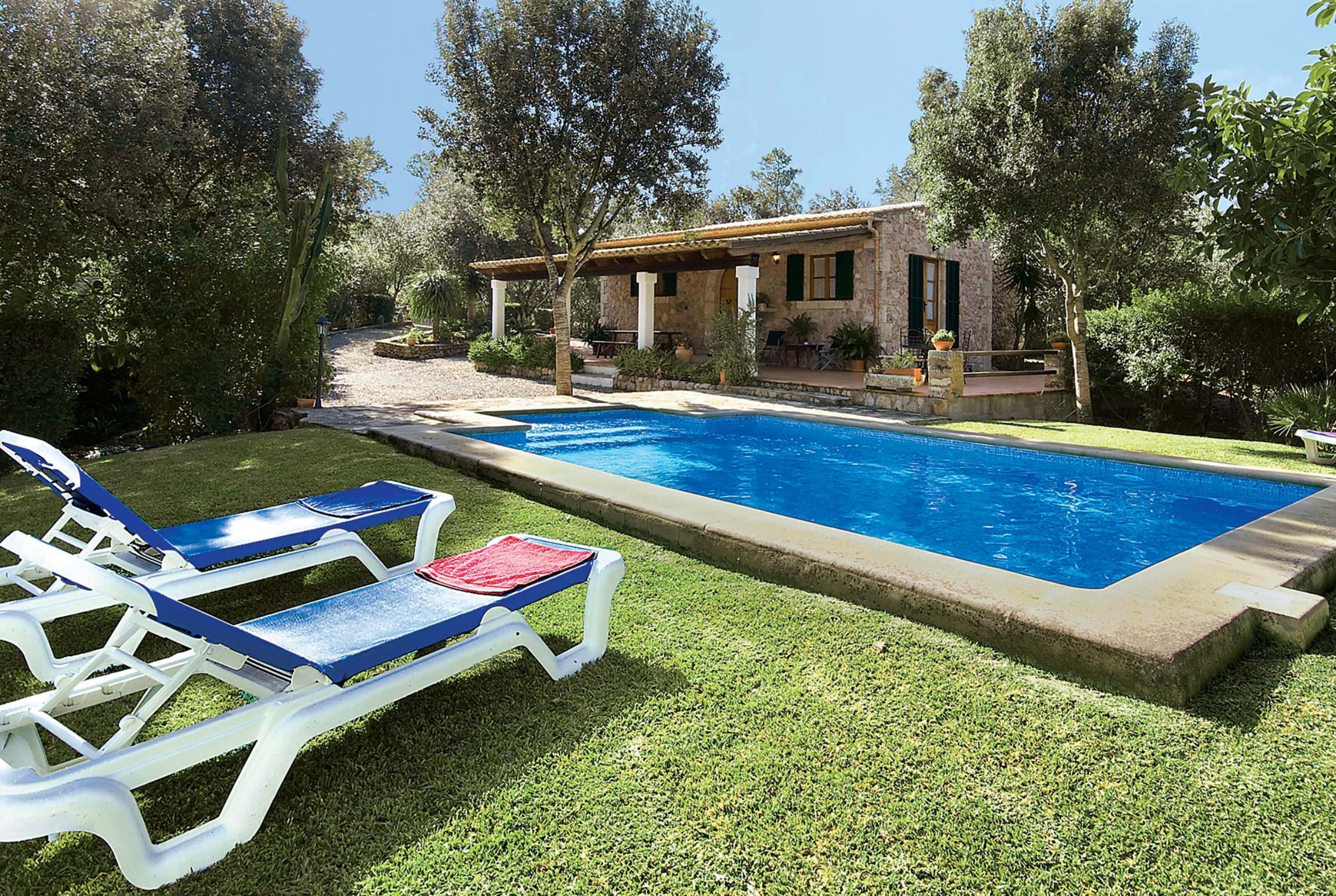 Property Image 1 - Stunning 2 Bed Villa w/pool in quiet countryside