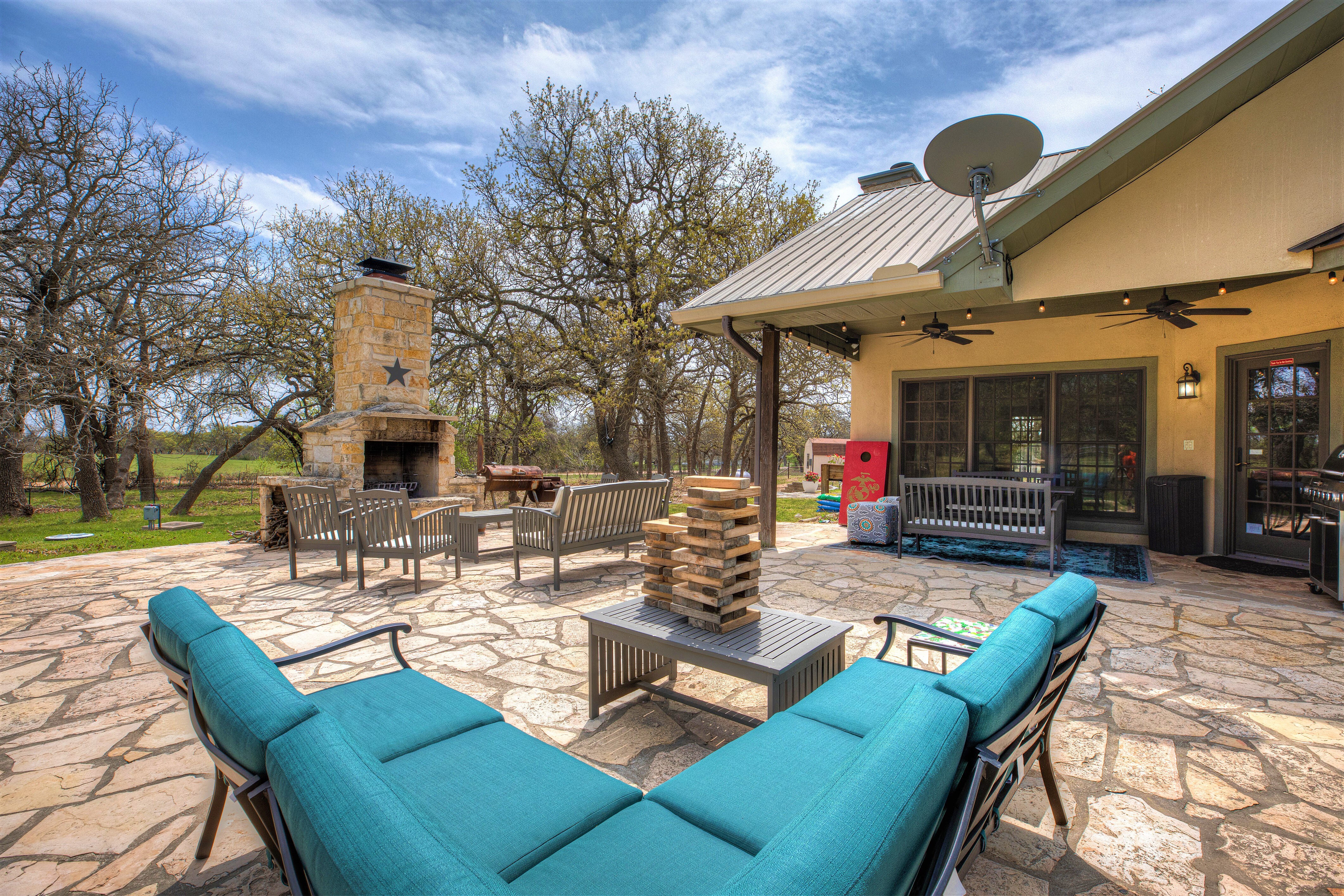 Property Image 1 - New! Hill Country Dream House w/Pool Table&Firepit&GameShed