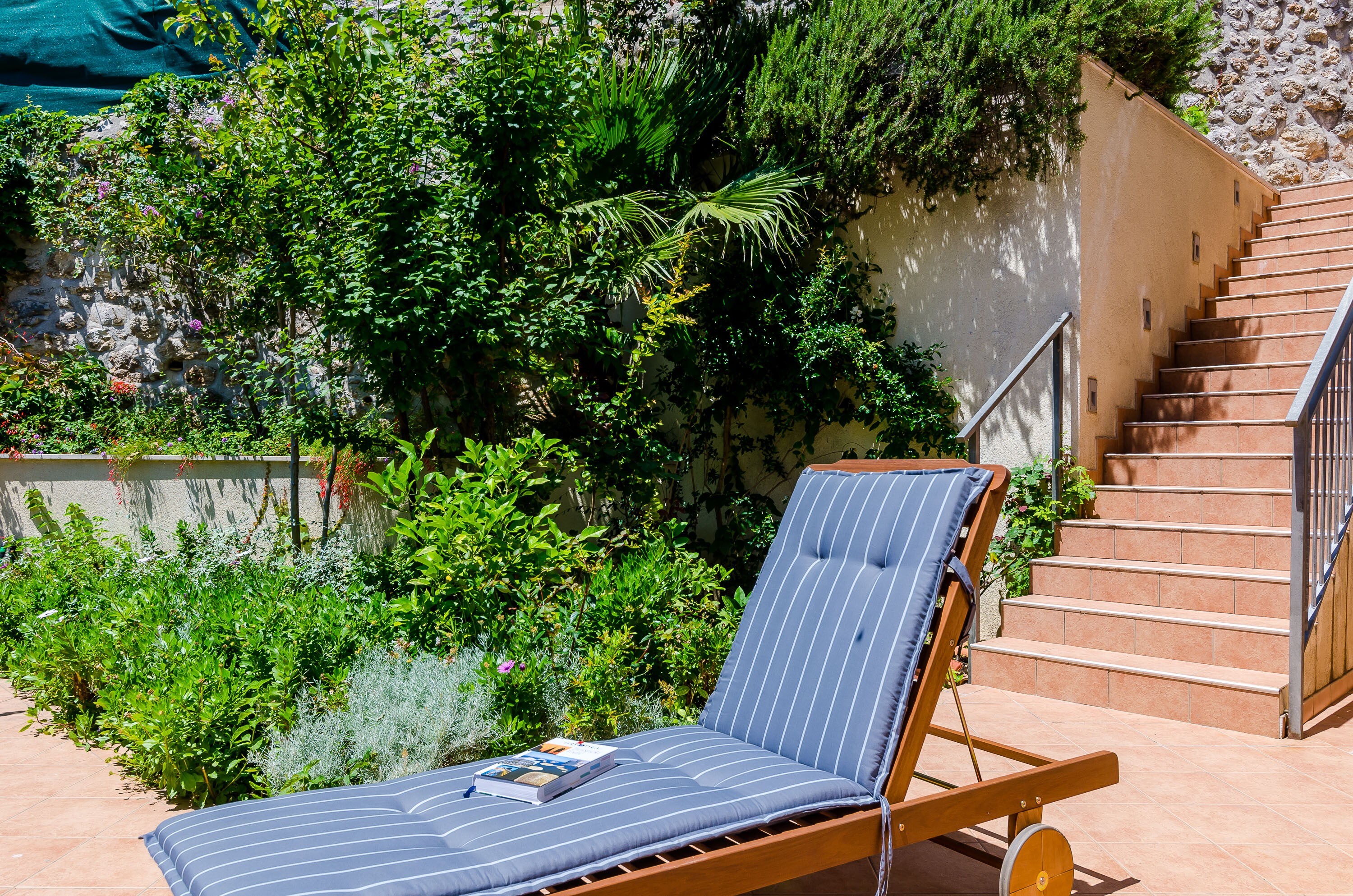 Property Image 2 - Dubrovnik Private Modern Apartment with Lovely Garden