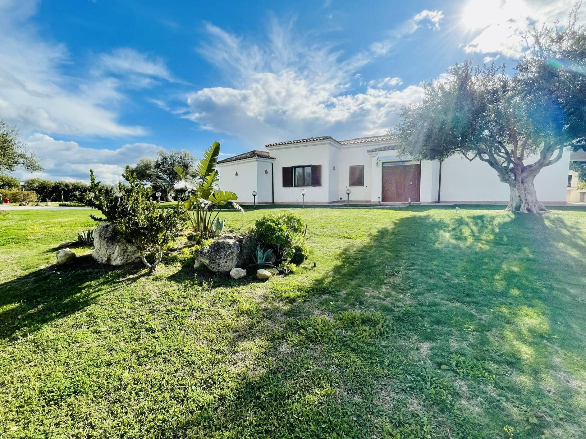 Property Image 2 - Countryside Villa with private pool and sea view