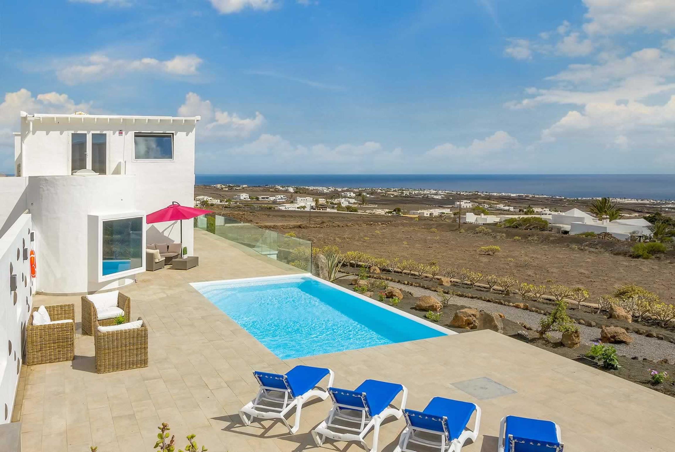 Property Image 1 - Peacful villa with beautiful sea views