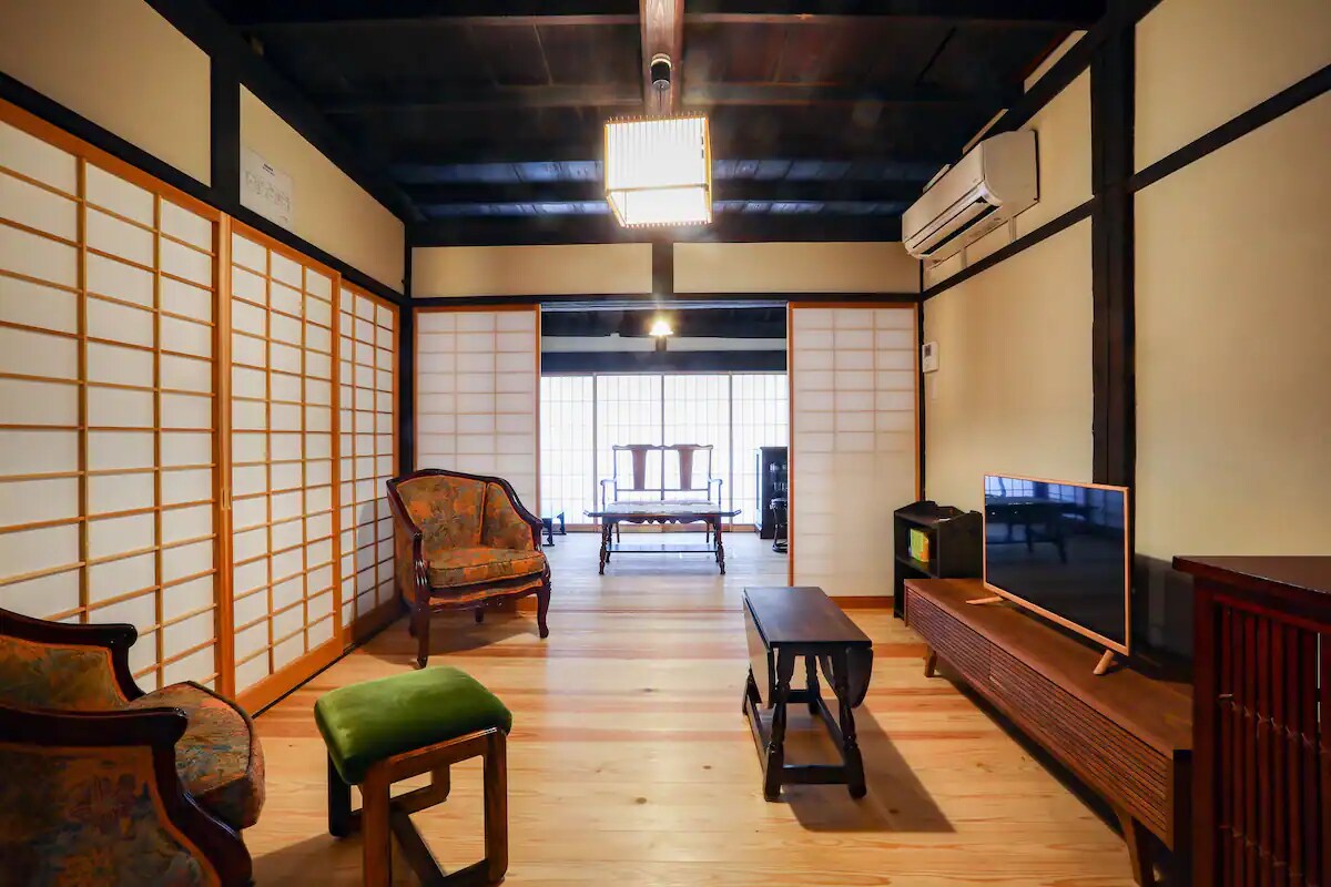 Property Image 1 - Beautiful 2 Bedroom Resort House in Nara 