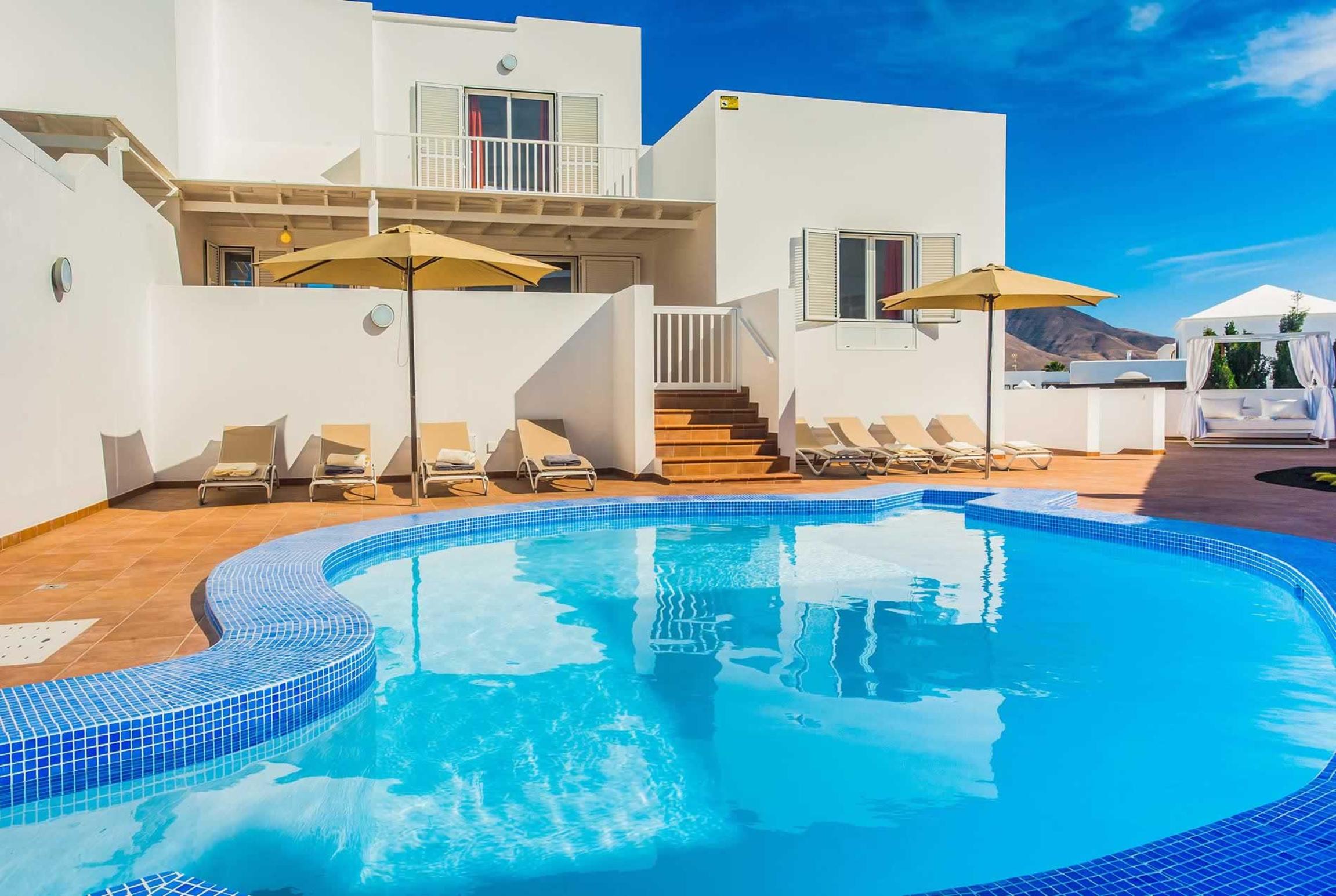 Property Image 1 - Lovely, four bedroom villa in Playa Blanca