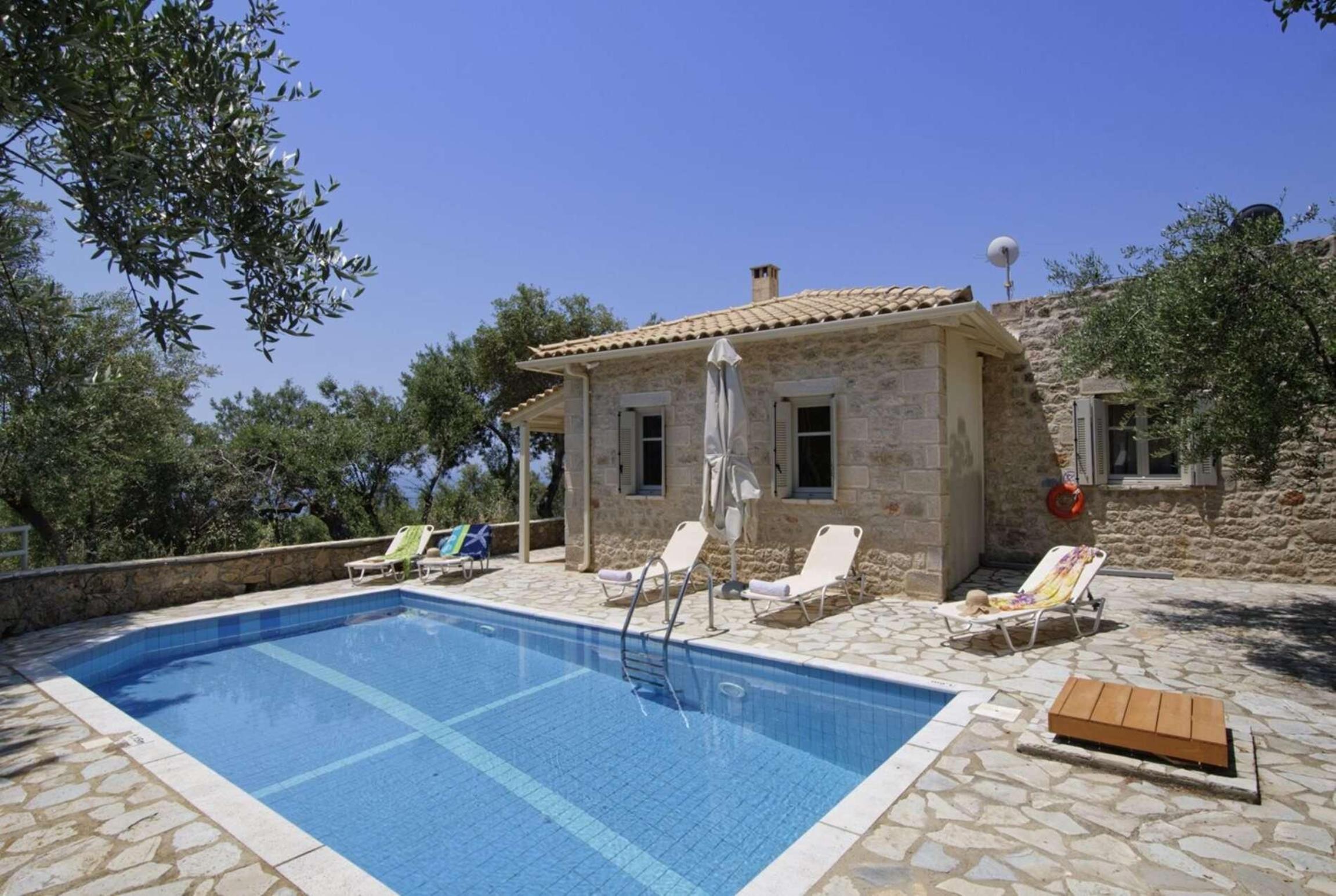 Property Image 1 - Amazing villa in Aghios Nikolaos