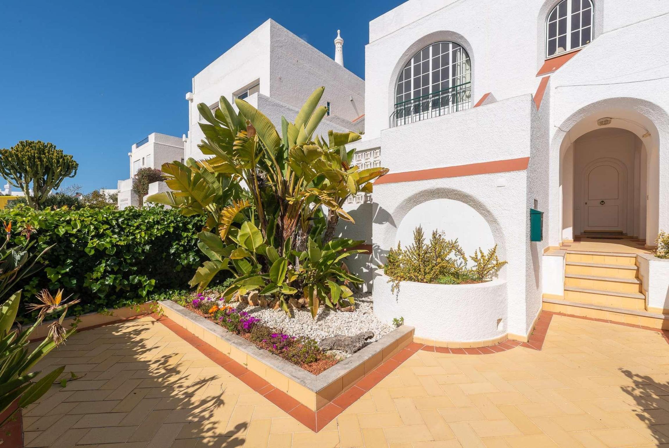 Property Image 2 - Charming townhouse in Albufeira