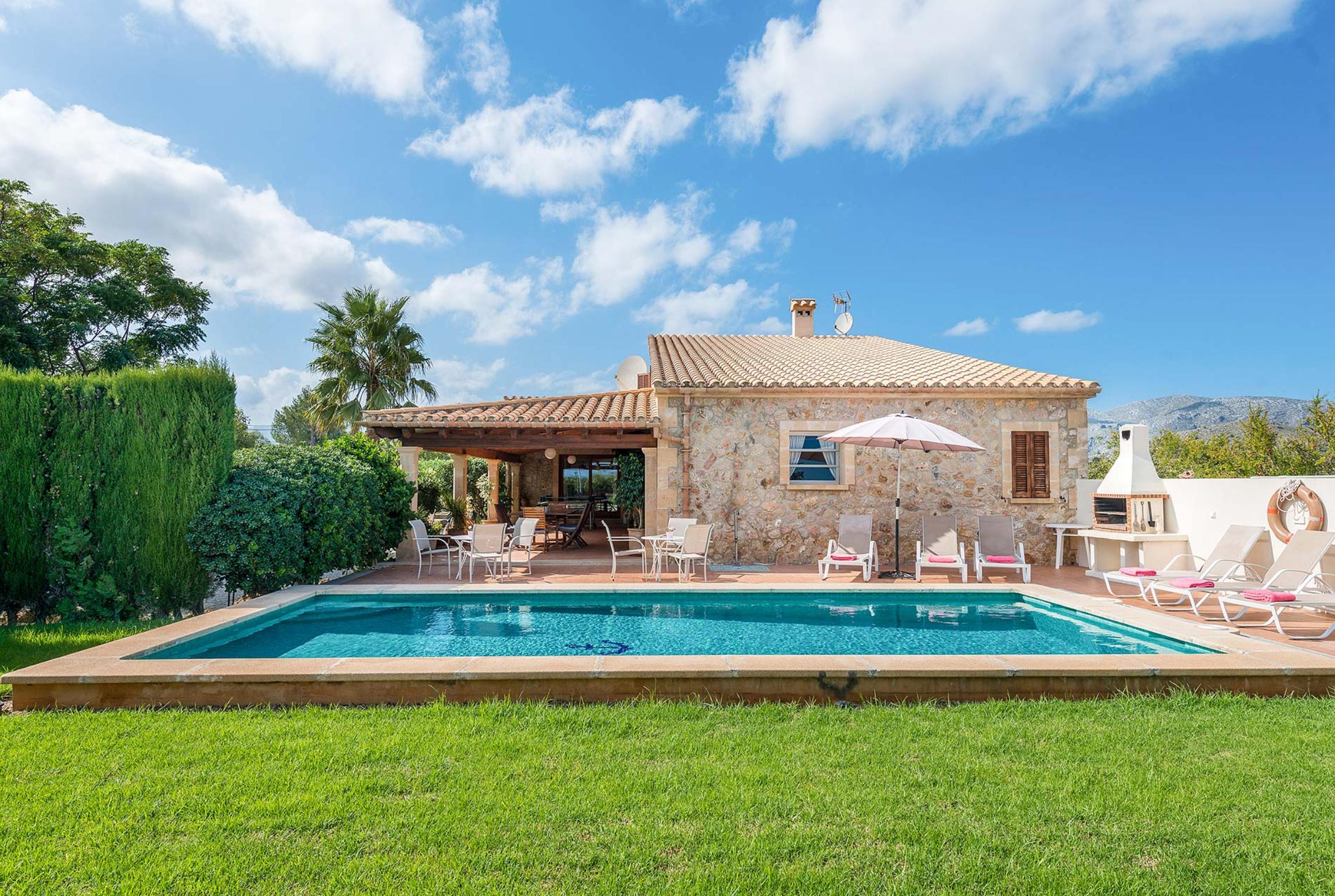 Property Image 1 - Attractive Villa in Pollensan Countryside with Pool