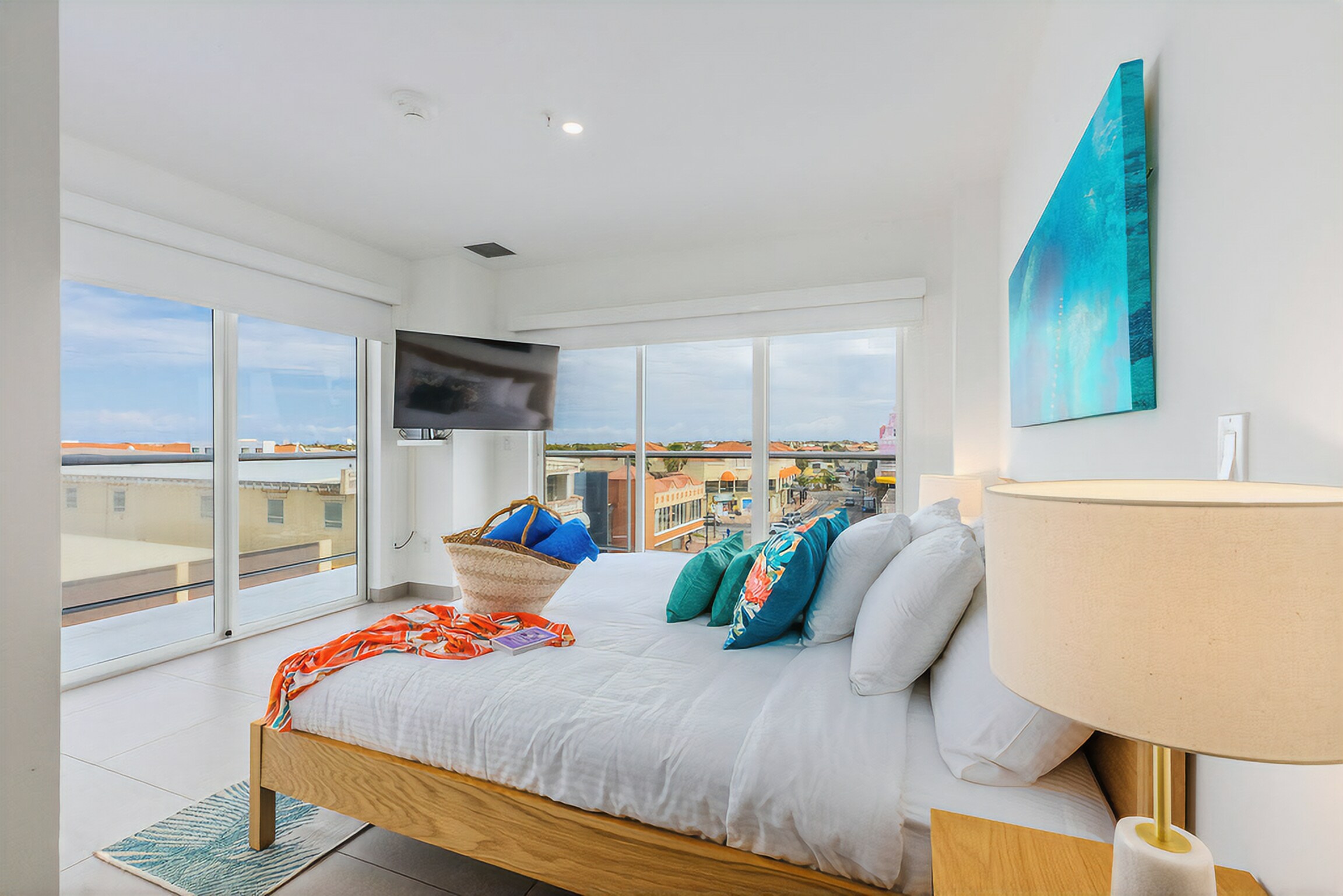 Property Image 2 - Spacious & Comfortable Apartment with Oranjestad Marina View
