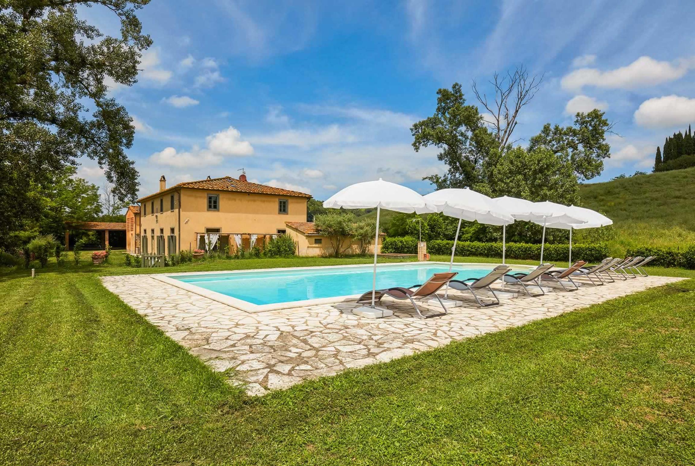 Property Image 1 - Rural 4 bedroom villa with pool, WIFI & BBQ