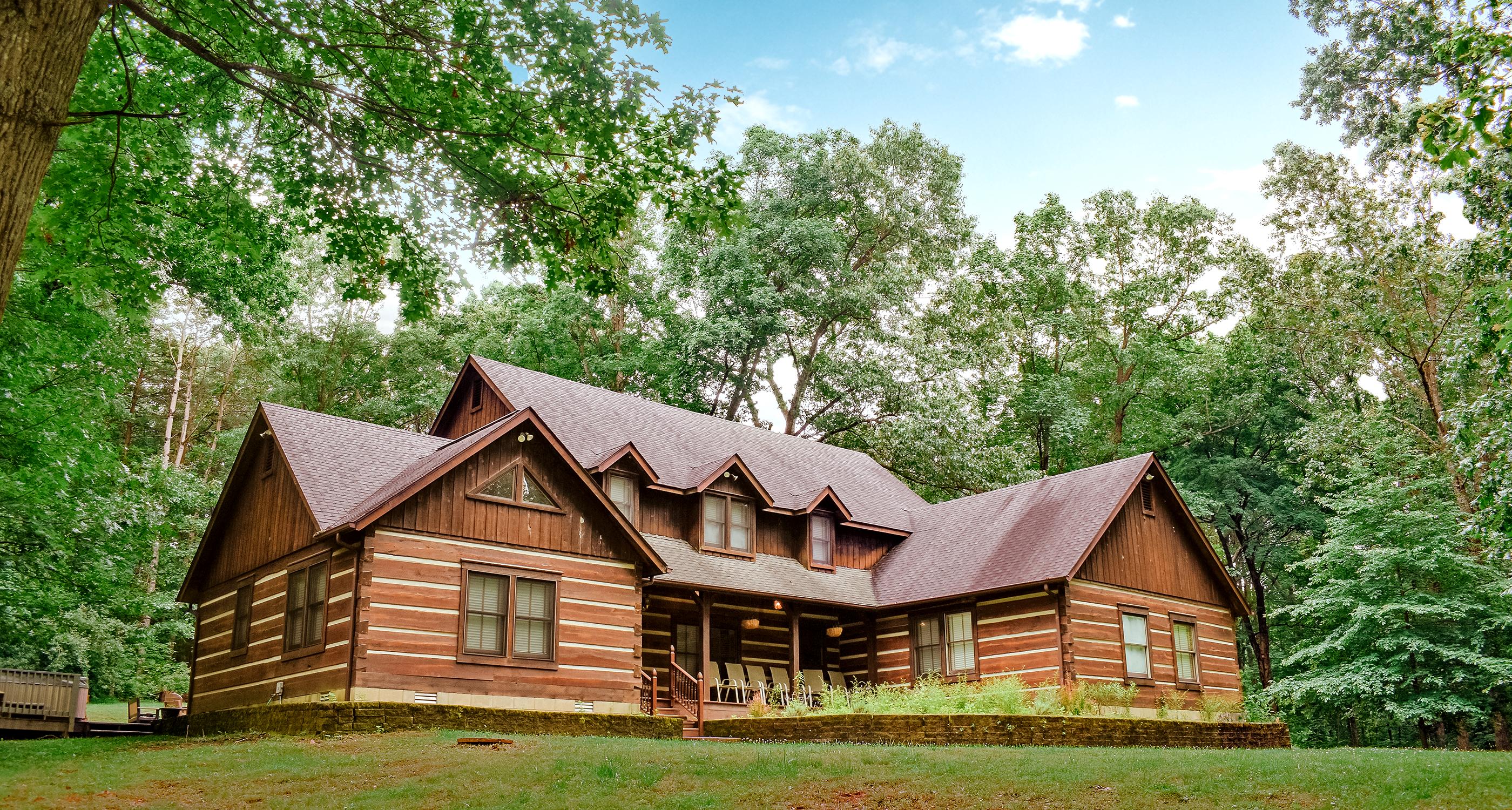 Property Image 1 - Grand Cabin