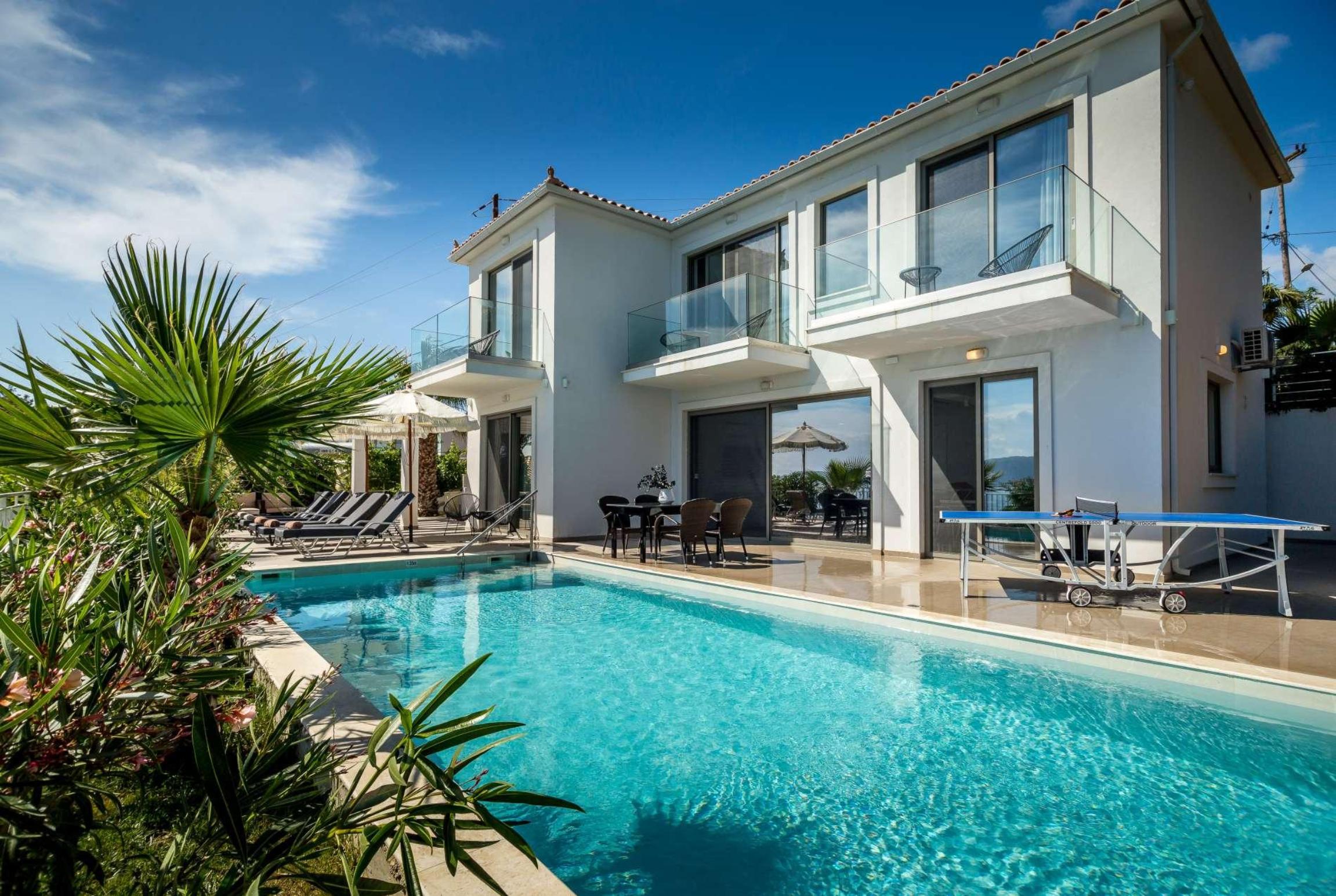 Property Image 2 - 3 bed beachfront villa, Agios Sostis