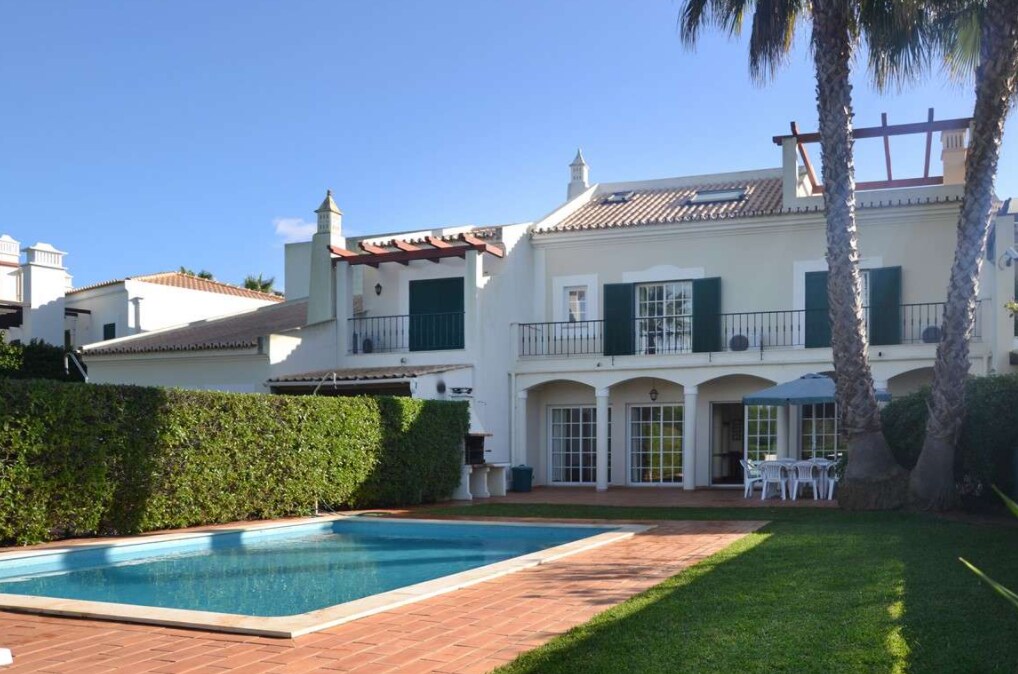 Property Image 1 - Villa Amendoeiras (AL)