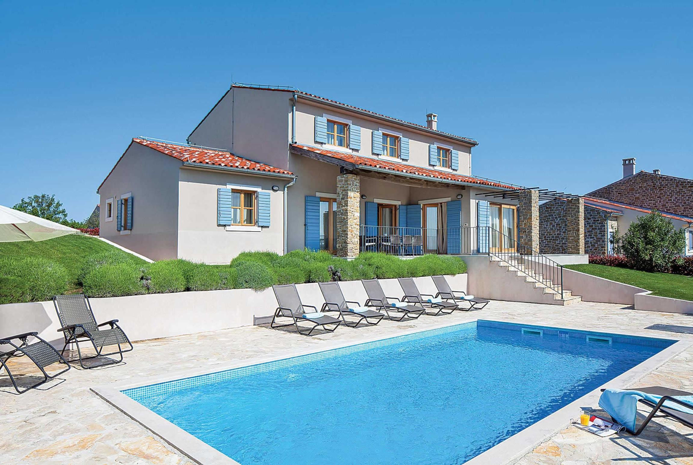 Property Image 1 - Villa with pool close to hilltop towns